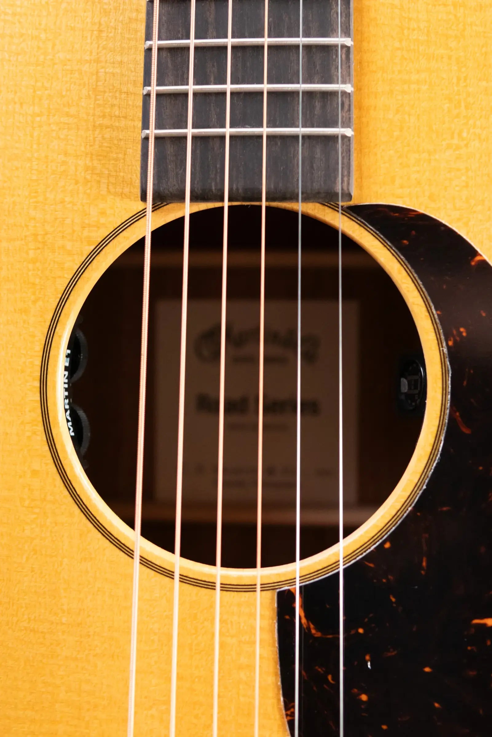 Martin 000-10E Retro Acoustic/Electric Guitar - Spruce/Sapele with Gig Bag