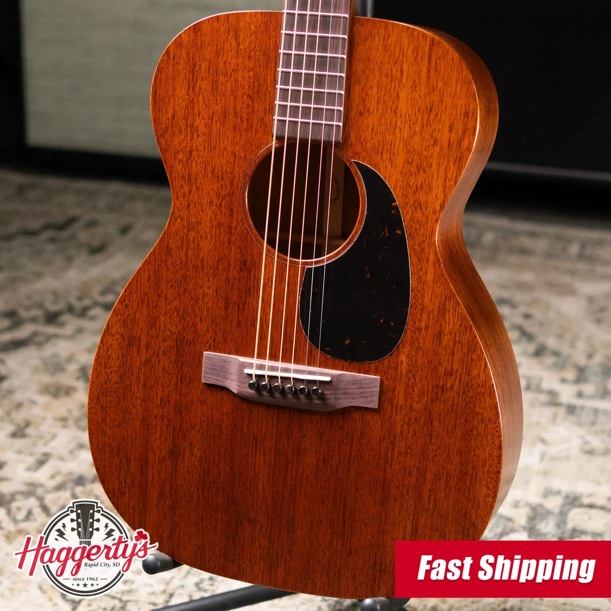 Martin 00-15M Acoustic Guitar with Gig Bag - Demo