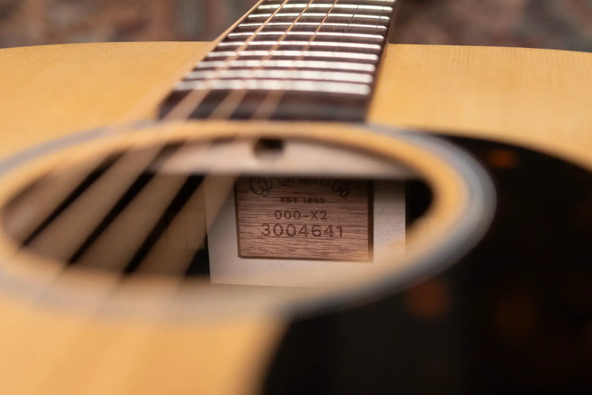 Martin 000-X2E Acoustic/Electric Guitar - Brazilian Rosewood with Gig Bag - Demo