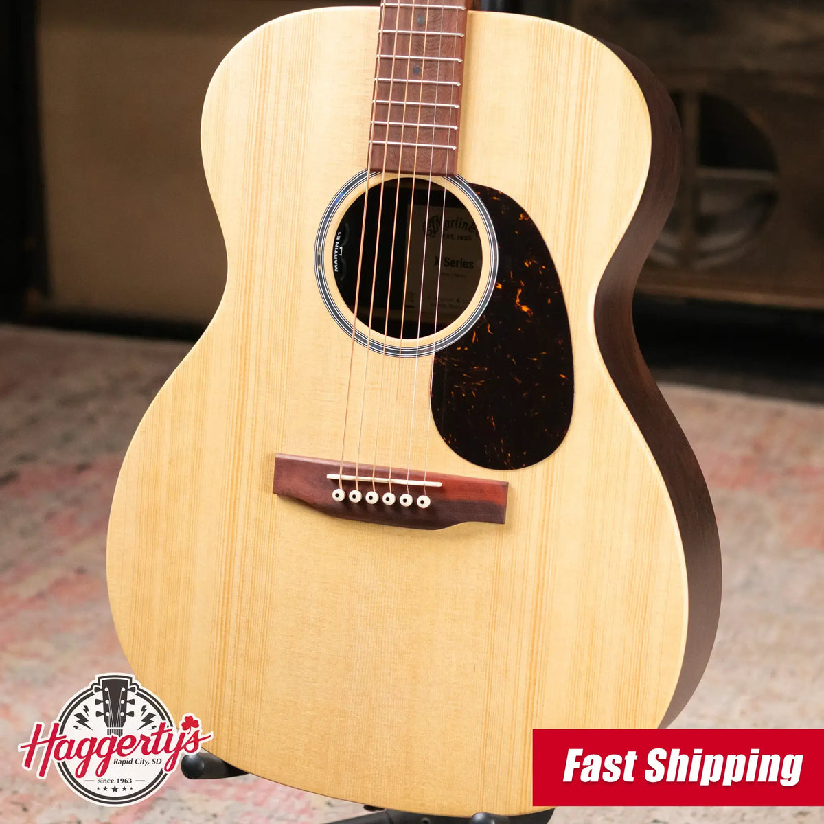 Martin 000-X2E Brazilian Acoustic/Electric Guitar with Gig Bag