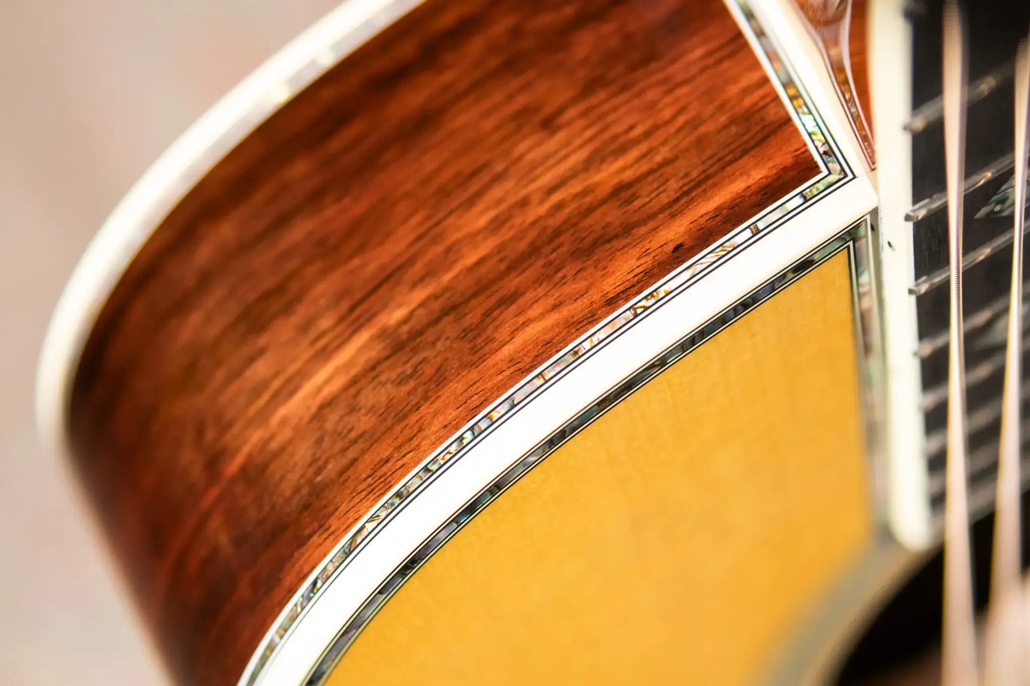 Martin Custom Shop Style 45 000-14F Acoustic Guitar - Macassar Ebony/Premium Spruce with Hardshell Case