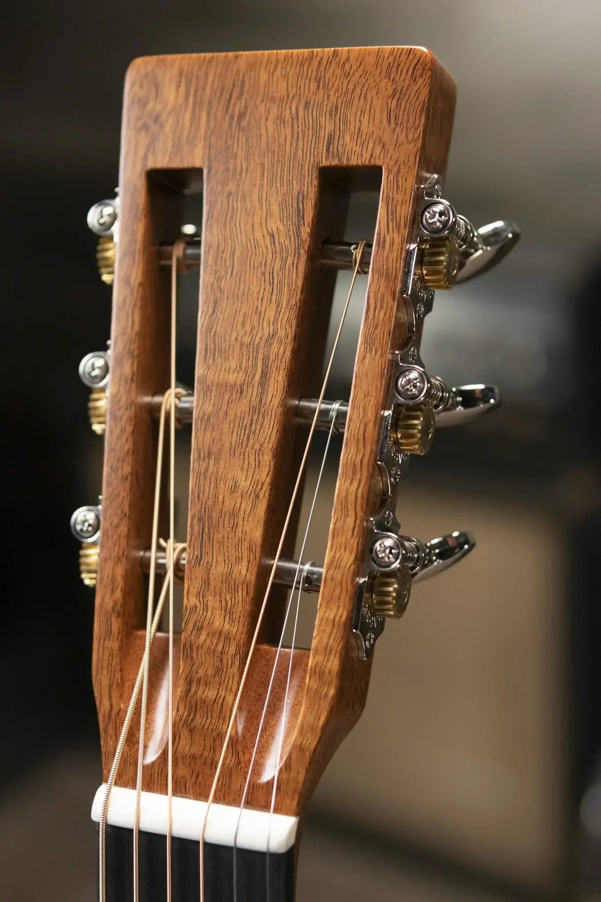 Martin Custom Old Style 18 0 Acoustic Guitar - Flamed Mahogany/Western Red Cedar with Hardshell Case