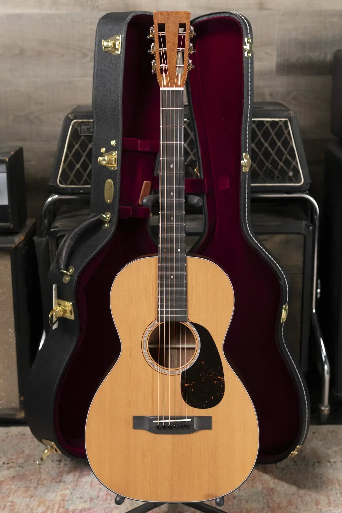Martin Custom Old Style 18 0 Acoustic Guitar - Flamed Mahogany/Western Red Cedar with Hardshell Case