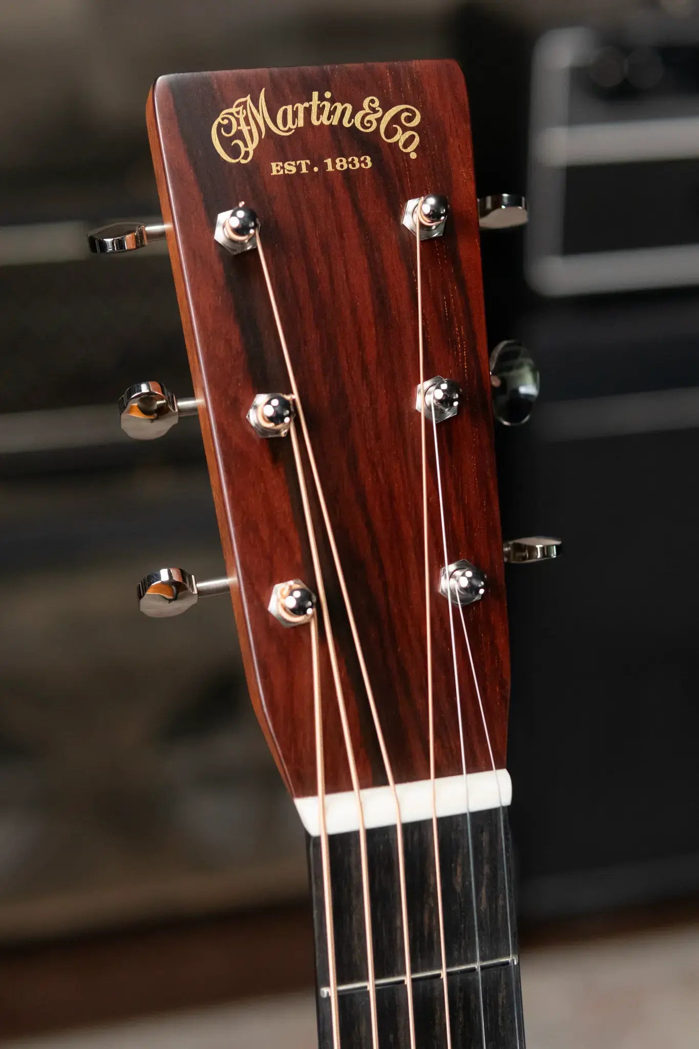 Martin Custom Shop Dreadnought Acoustic Guitar Guatemalan Rosewood with Hardshell Case 679ce05f15ed3