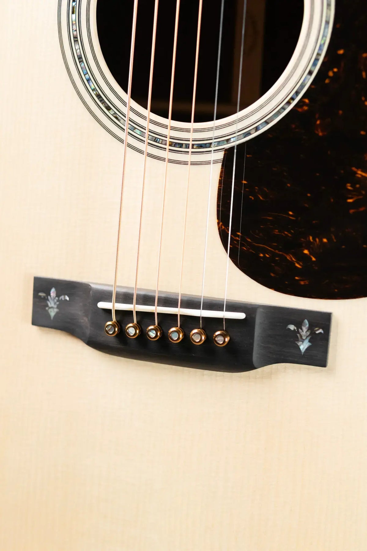 Martin Custom Shop Dreadnought Acoustic Guitar - Guatemalan Rosewood with Hardshell Case
