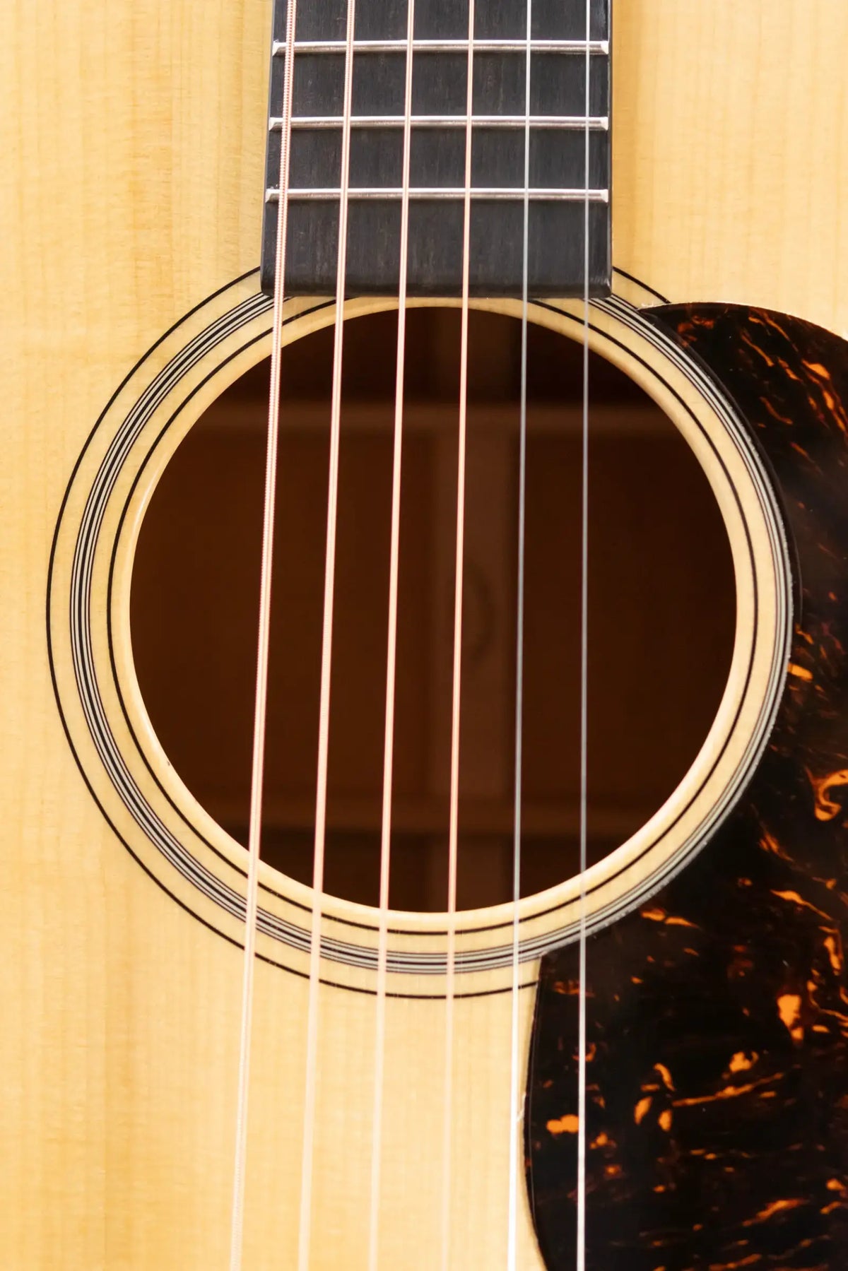 Martin Custom Shop D-18 Dreadnought Mahogany/Adirondack Spruce Acoustic Guitar with Hardshell Case