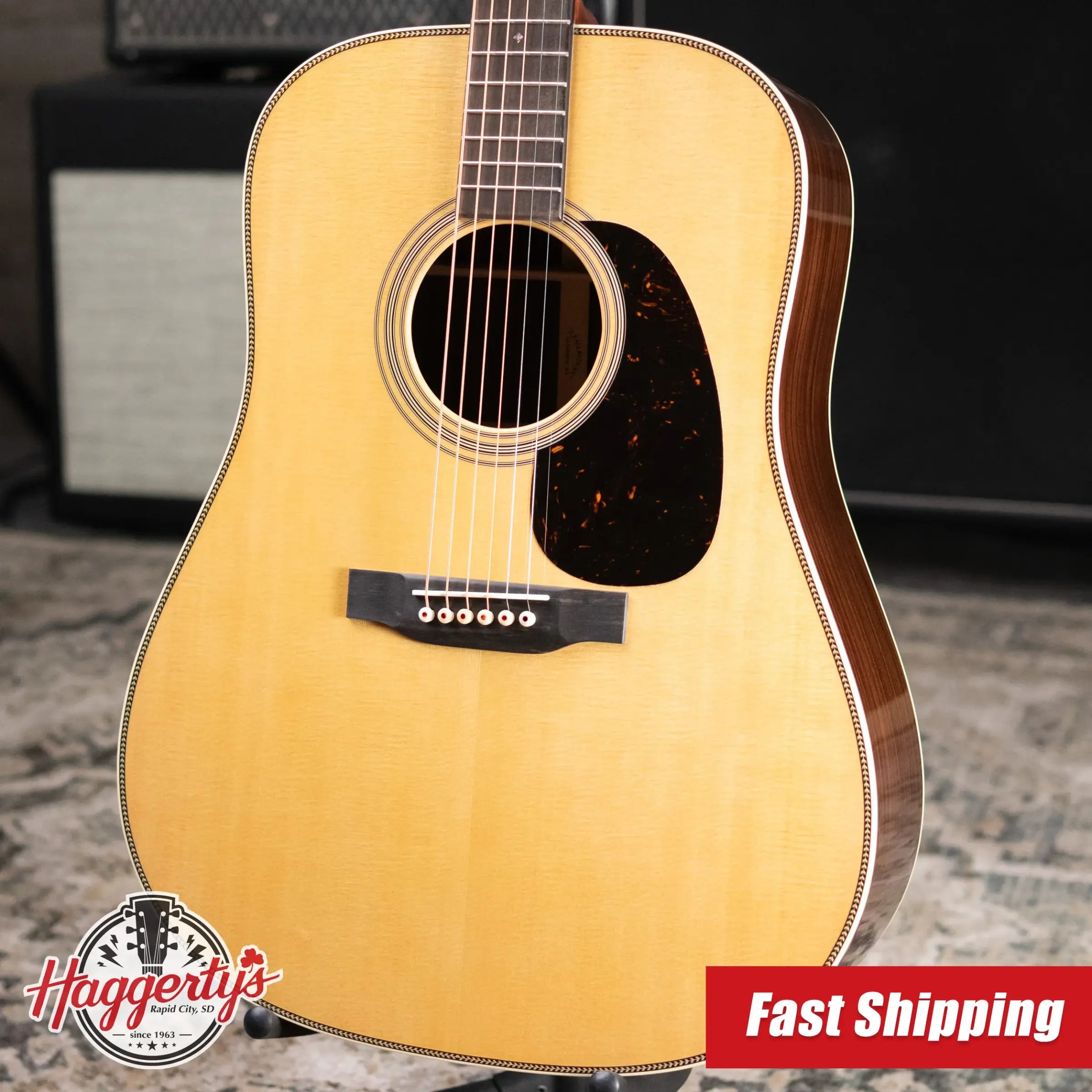 Martin Super HD-28 Dreadnought Acoustic Guitar with Hardshell Case