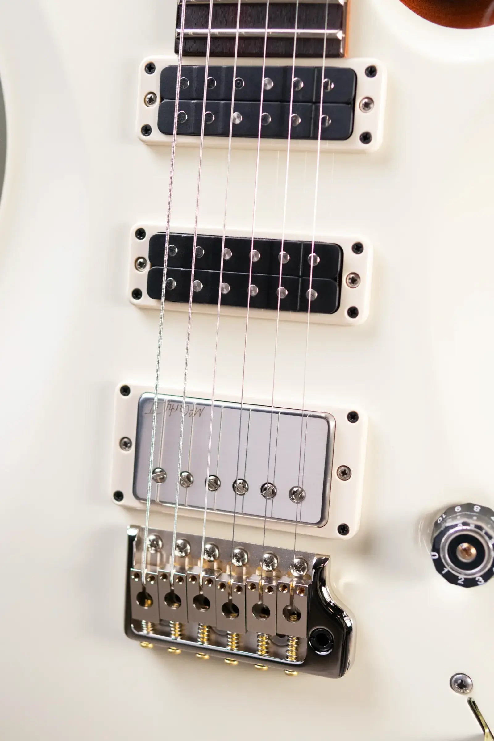 PRS Studio 22 Electric Guitar - Antique White Top with Hardshell Case