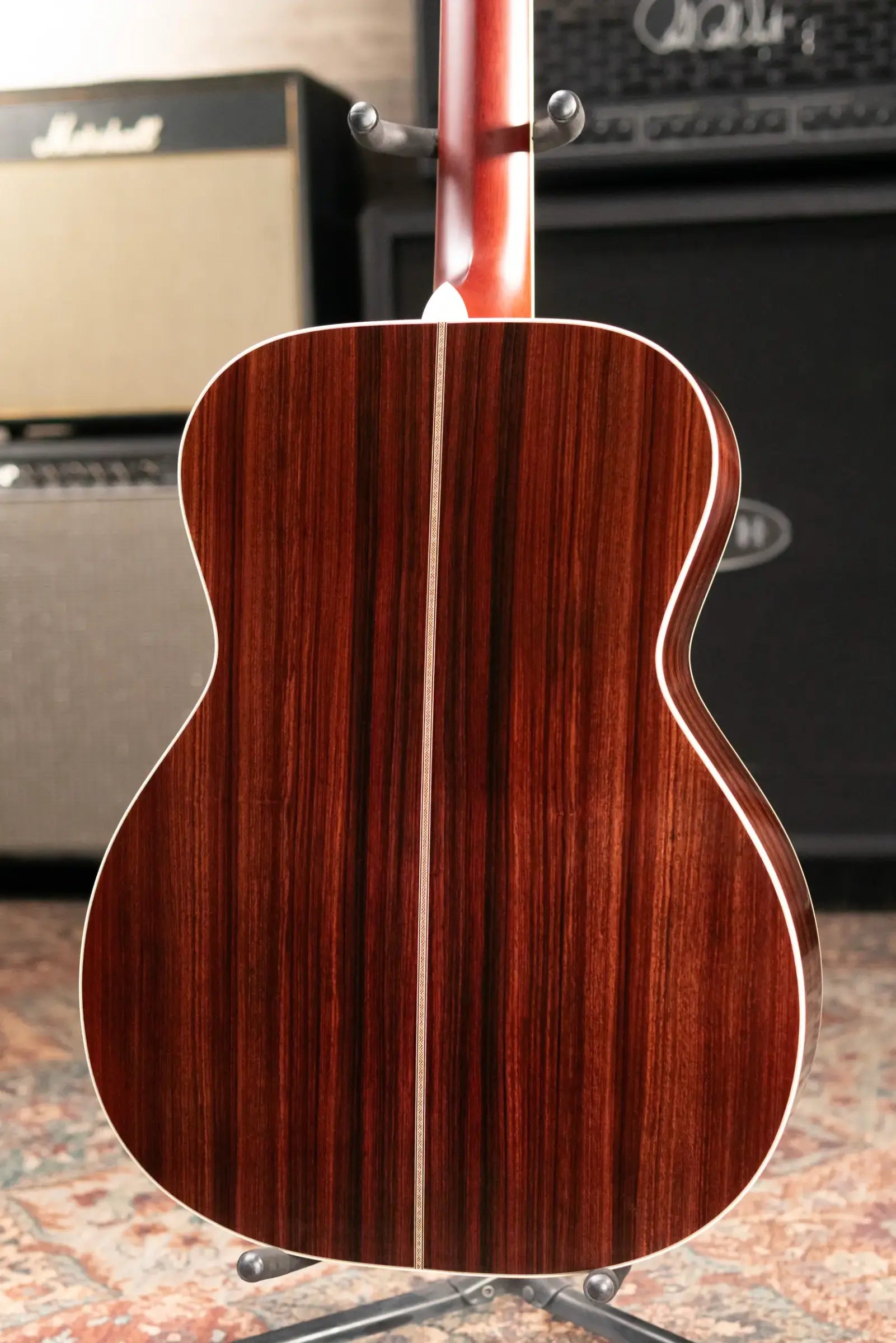 Santa Cruz OM Acoustic Guitar - Sitka Spruce/Indian Rosewood with Hardshell Case