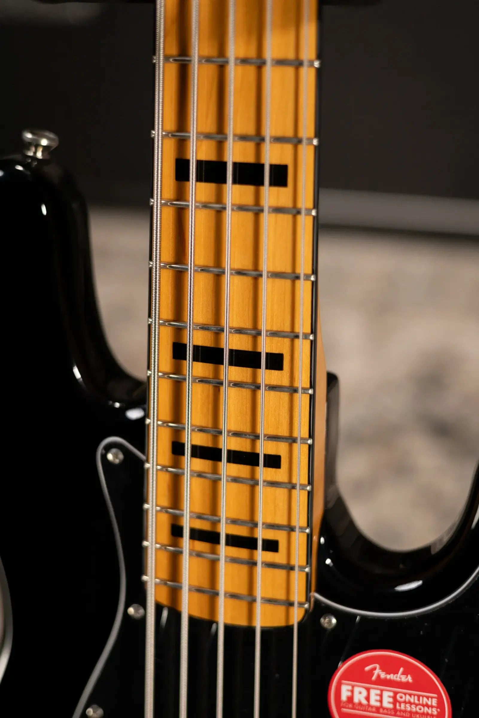 Squier Classic Vibe '70s Jazz Bass V - Black