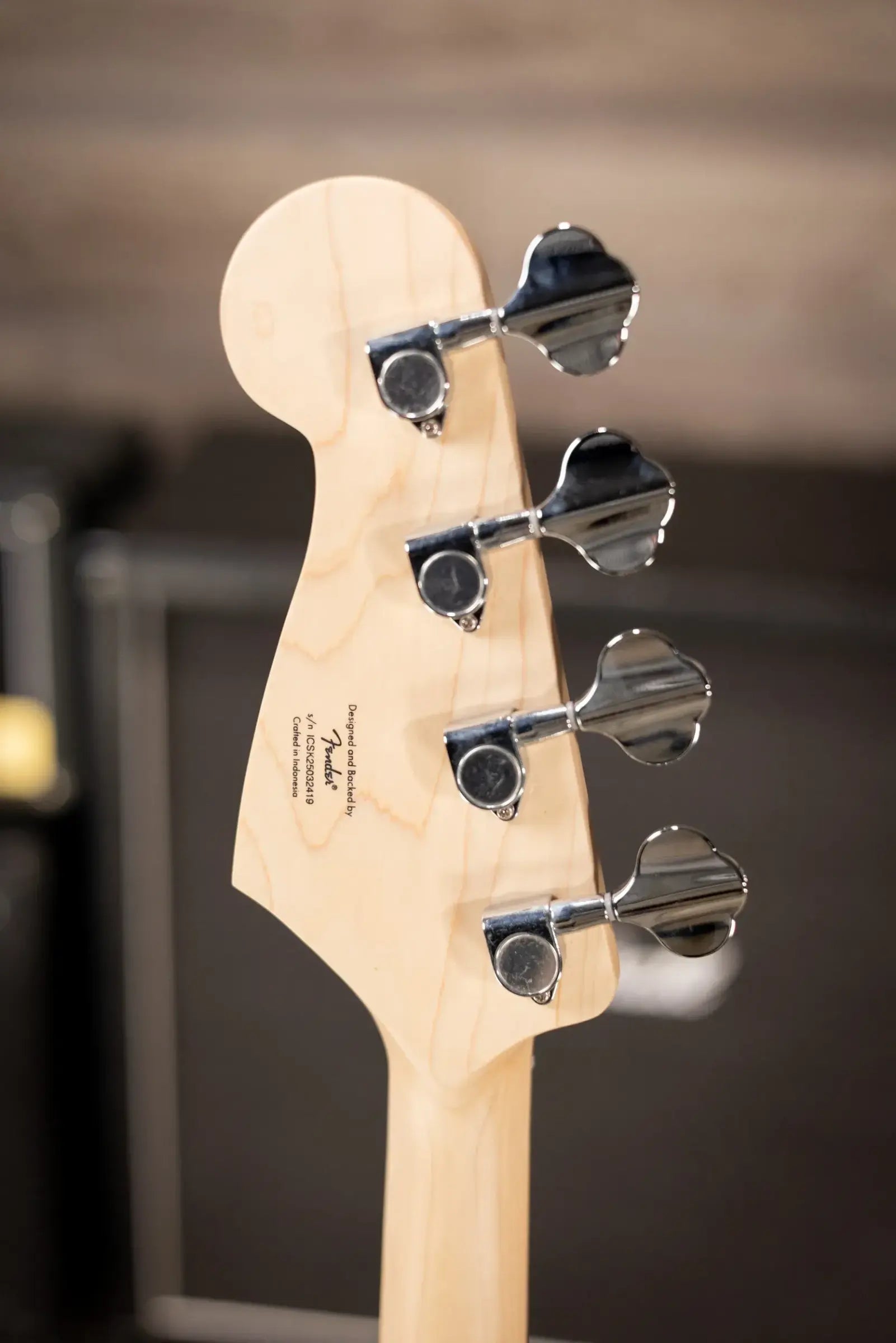 Squier Sonic Bronco Bass - Daphne Blue