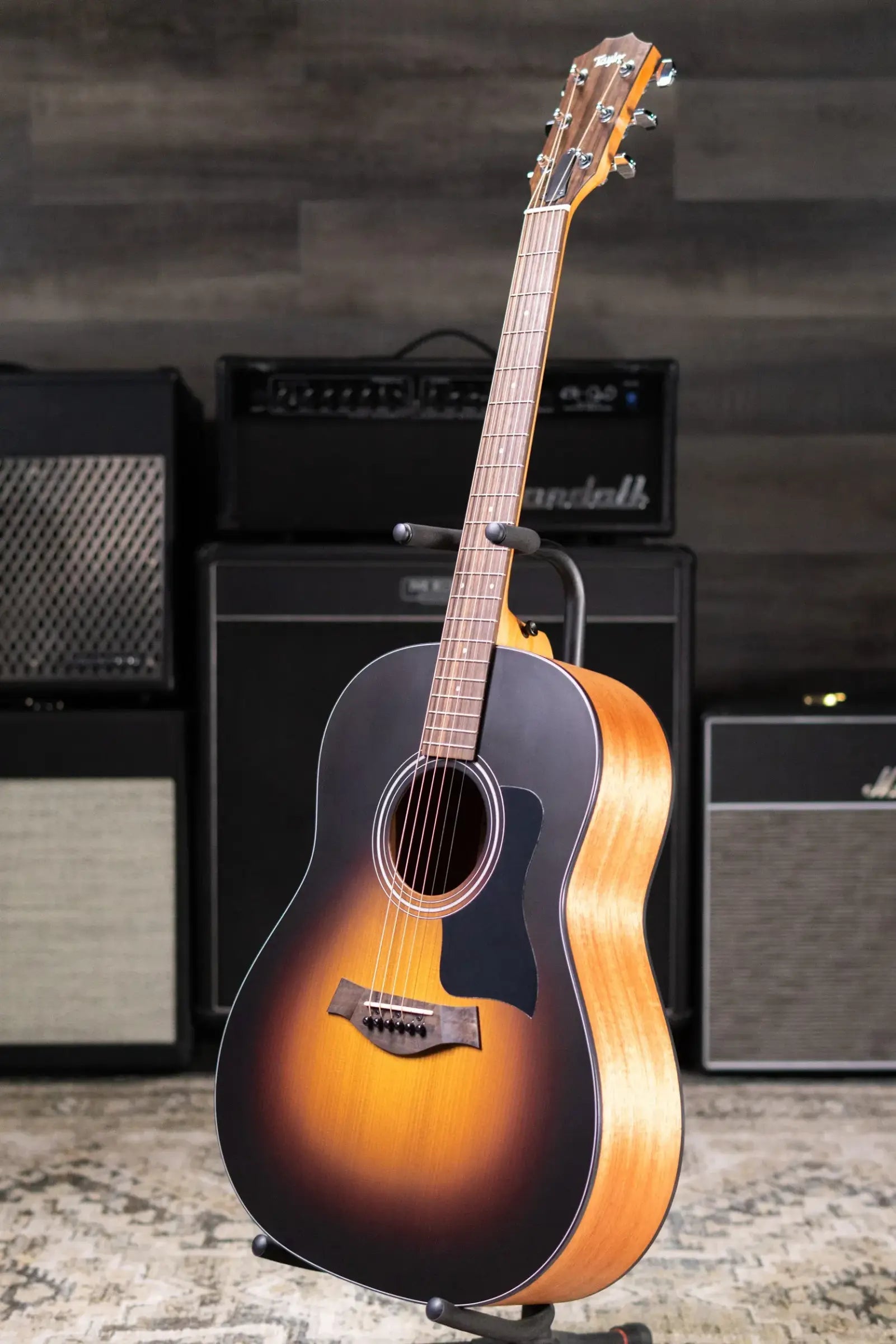 Taylor 117e Special Edition Grand Pacific Acoustic/Electric Guitar with Gig Bag