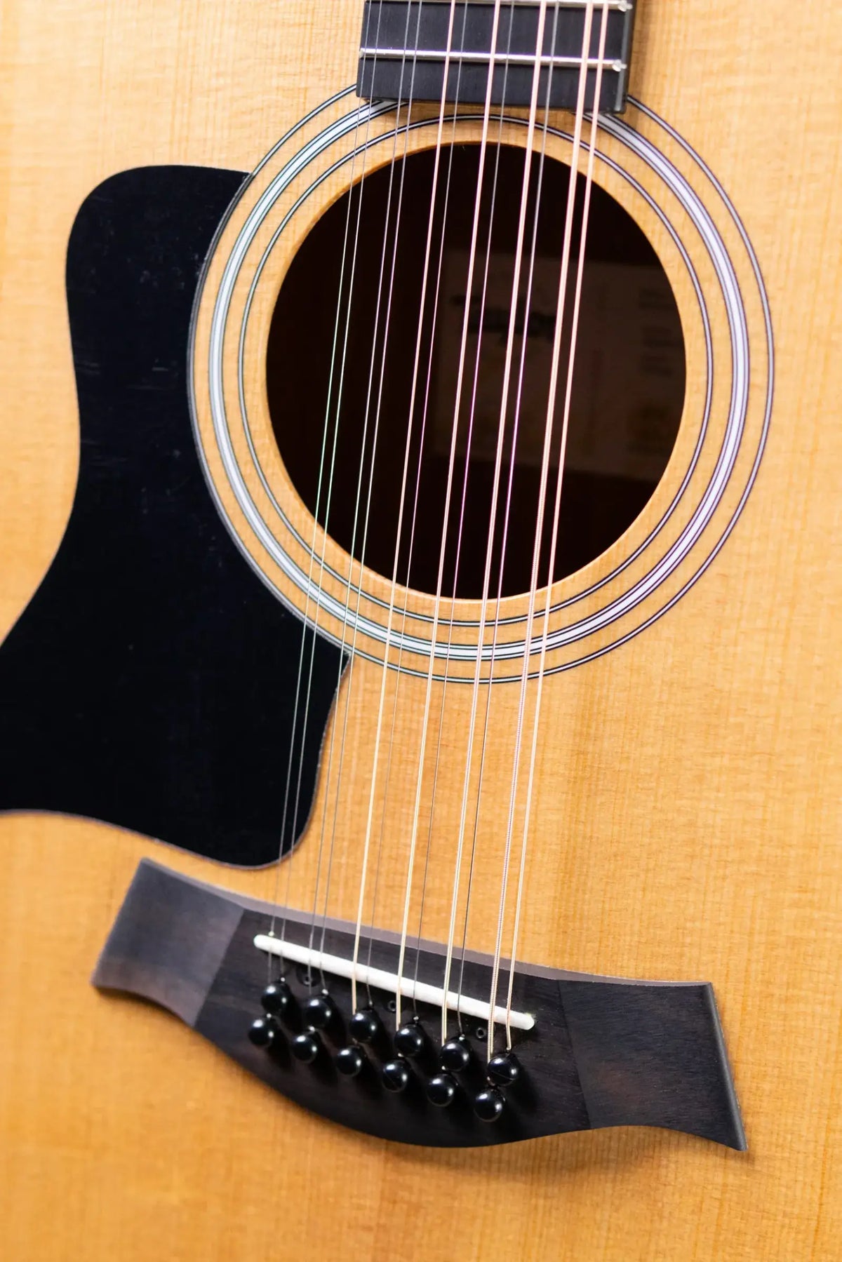 Taylor 150ce Left-Handed 12-String Dreadnought Acoustic/Electric Guitar with Gig Bag