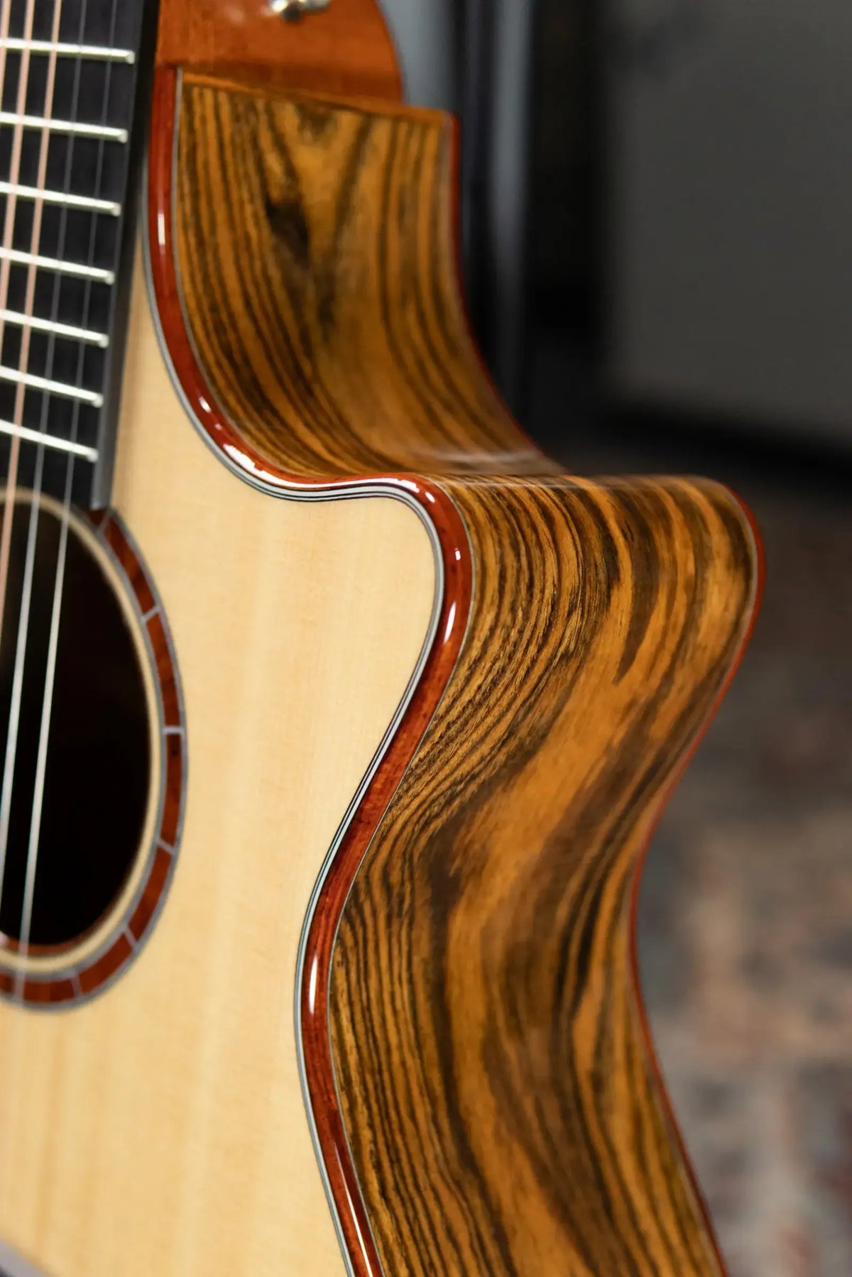 Taylor 2020 Catch Custom #24 Grand Concert Acoustic-Electric Guitar - Lutz/Bocote with Hardshell Case - Used