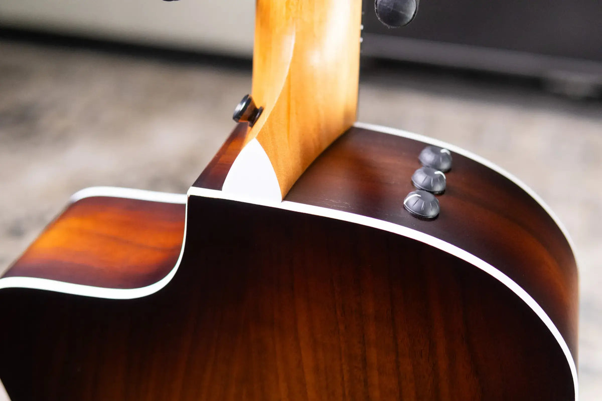 Taylor 214ce Grand Auditorium Acoustic/Electric Guitar - Shaded Edge Burst with Gig Bag