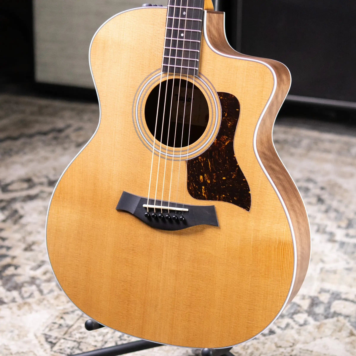 Taylor 214ce Grand Auditorium Acoustic/Electric Guitar with Gig Bag - Factory Used