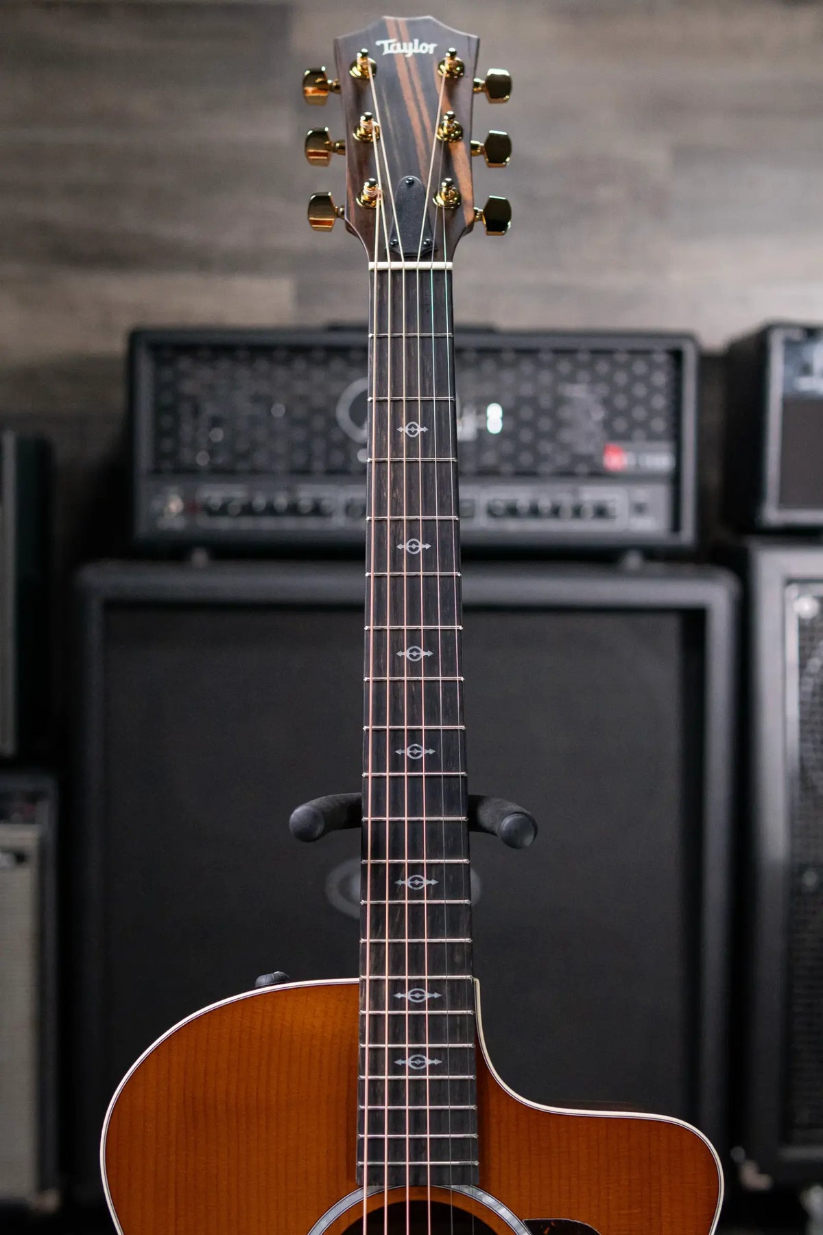 Taylor 214ce-K DLX Special Edition Grand Auditorium Acoustic/Electric Guitar - Honeyburst with Hardshell Case
