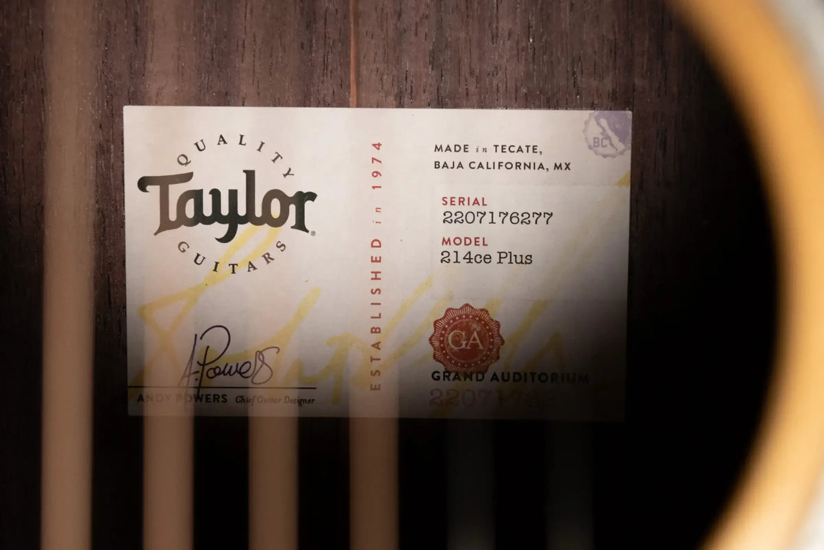 Taylor 214ce Plus Grand Auditorium Acoustic/Electric Guitar with Aerocase