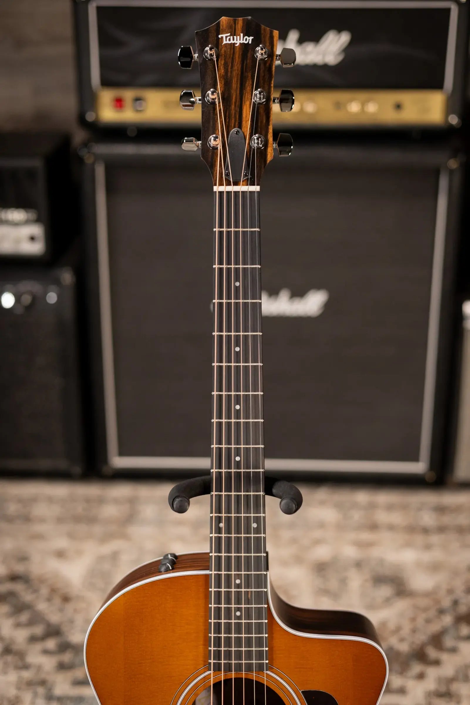 Taylor 214ce Special Edition Grand Auditorium Acoustic/Electric Guitar - Honeyburst with Gig Bag