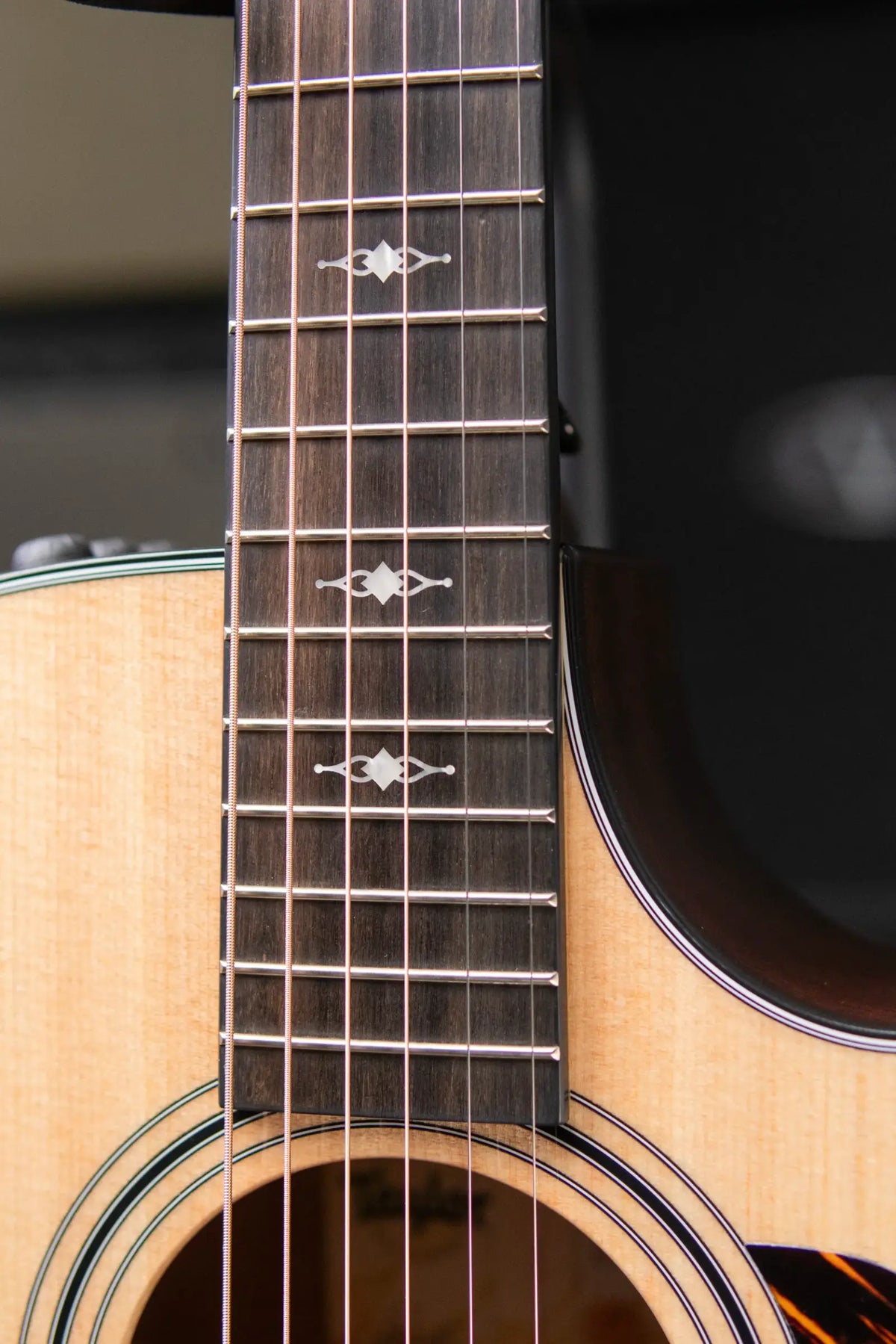 Taylor 2025 312ce Grand Concert Acoustic/Electric Guitar with Hardshell Case