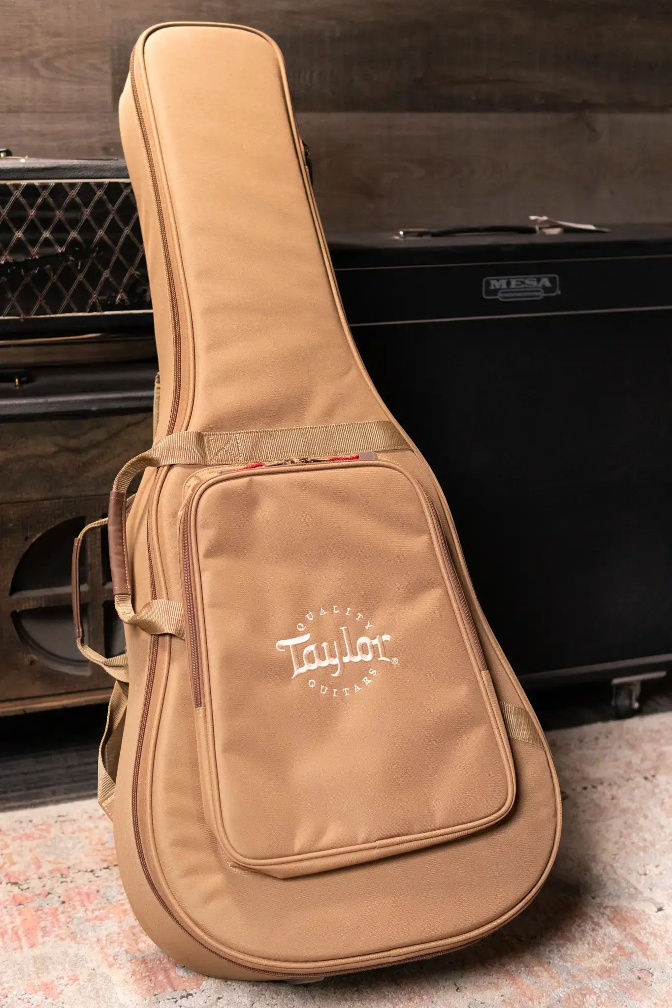 Taylor 414ce Studio Grand Auditorium Acoustic/Electric Guitar - Natural with Gig Bag