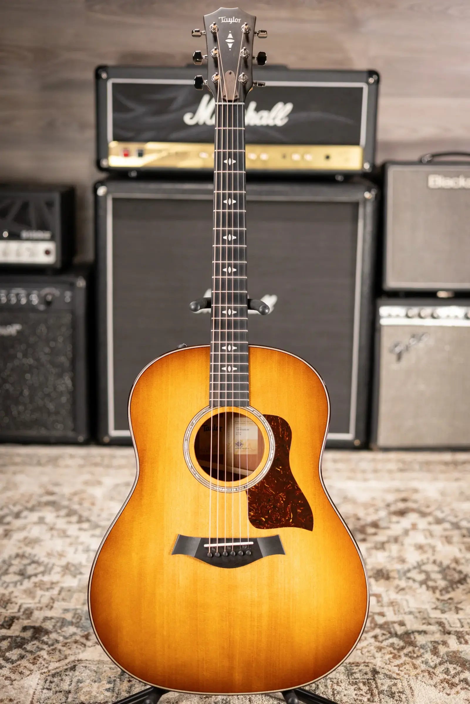 Taylor 517e Grand Pacific Acoustic/Electric Guitar with Hardshell Case