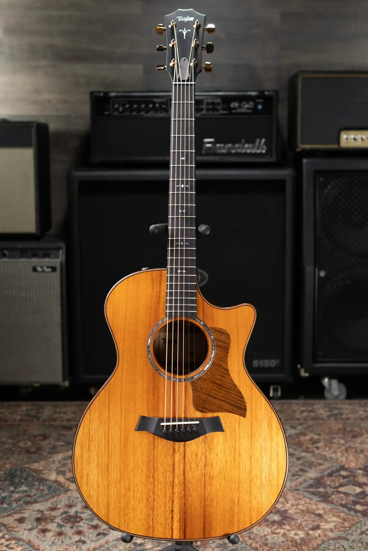 Taylor 724ce Grand Auditorium Acoustic/Electric Guitar with Hardshell Case