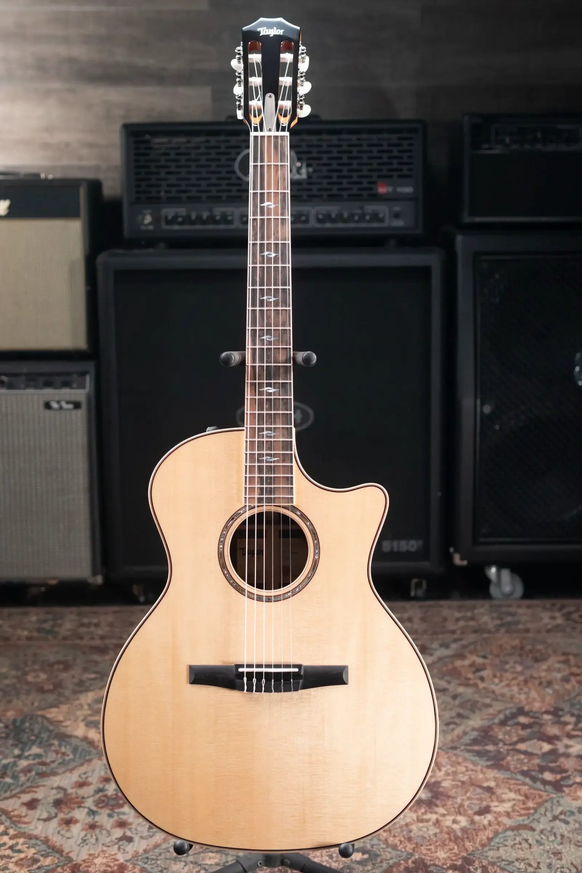 Taylor 814ce-N Nylon Grand Auditorium Acoustic/Electric Guitar with Hardshell Case