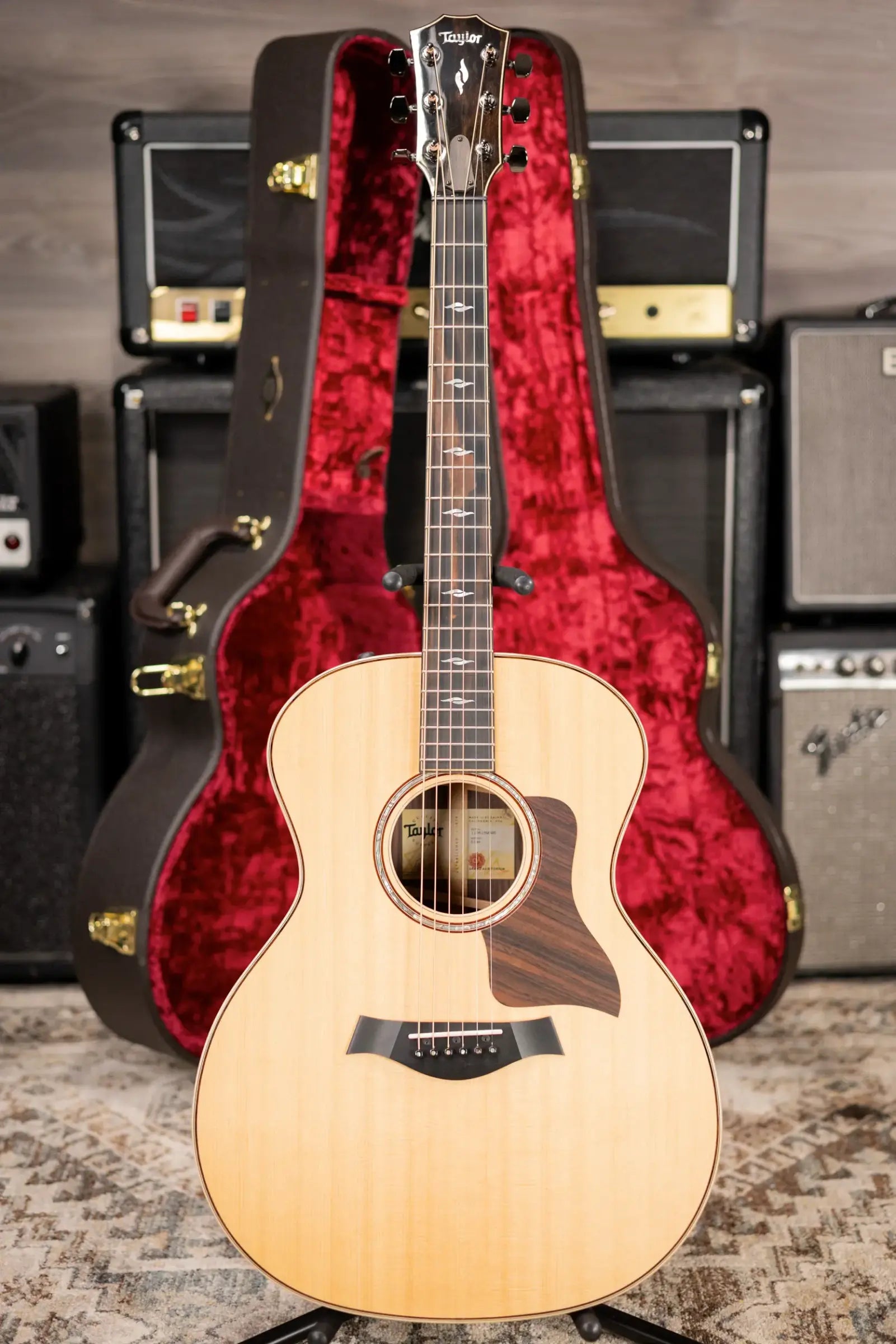 Taylor 814e Grand Auditorium Acoustic/Electric Guitar with Hardshell Case - Used