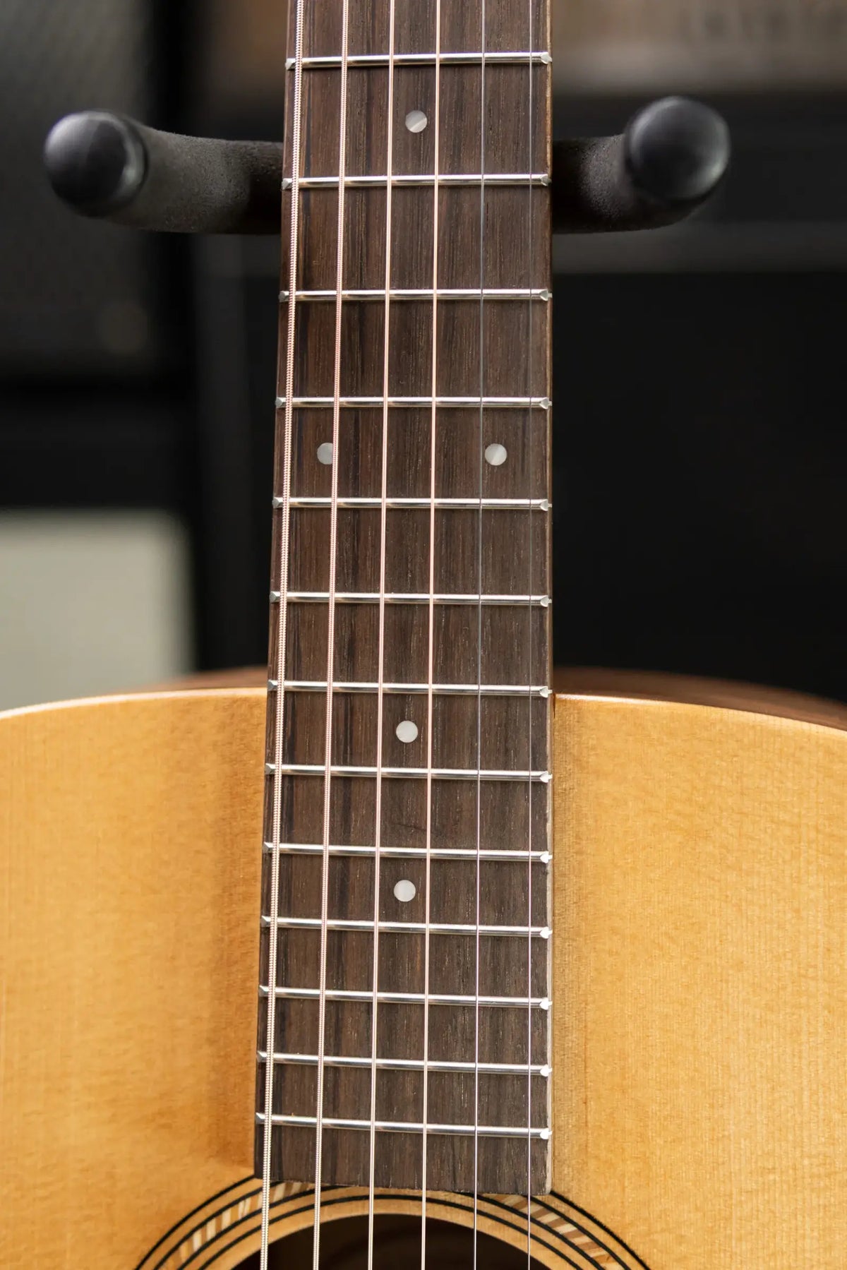 Taylor Academy 10e Dreadnought Acoustic/Electric Guitar with Gig Bag