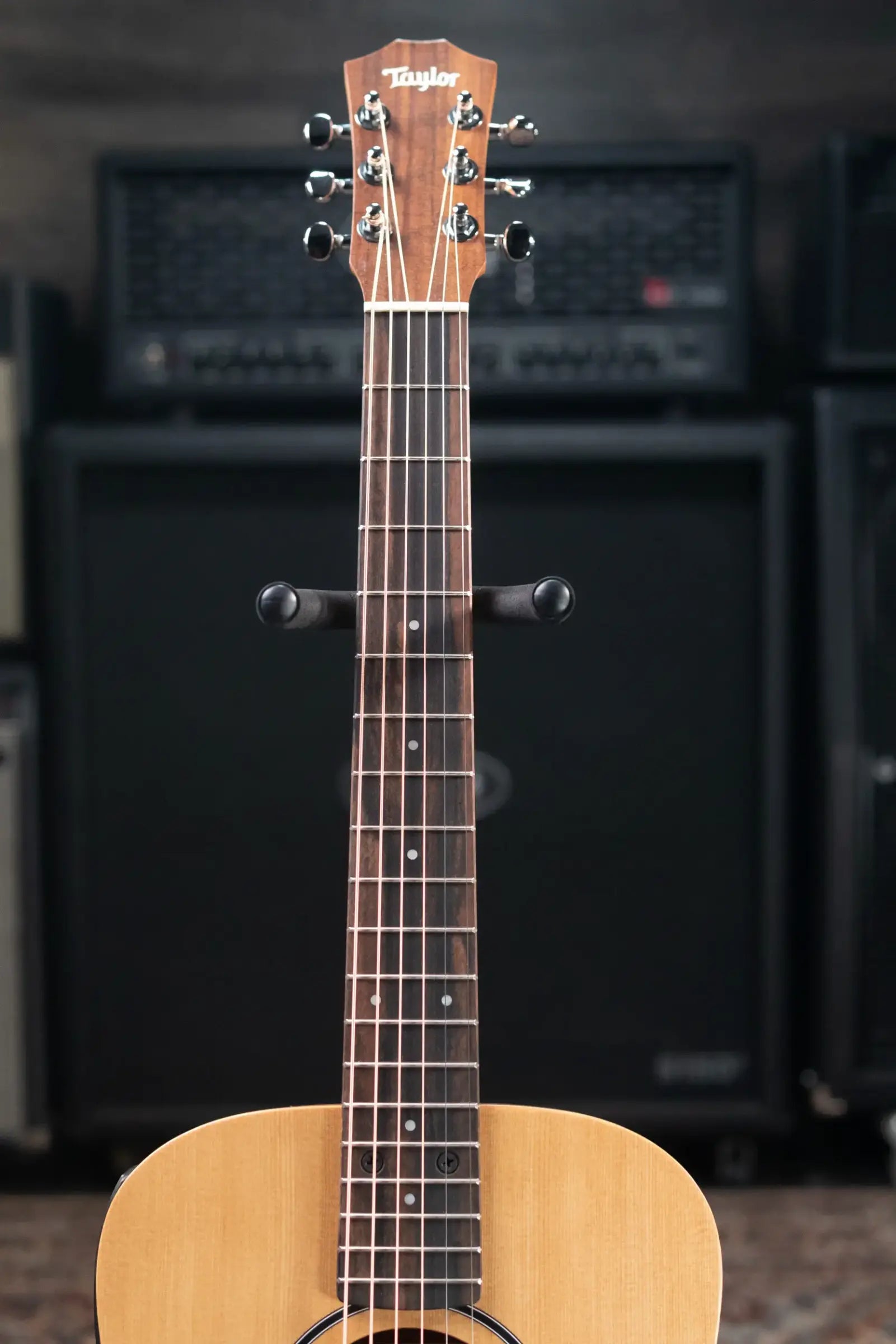 Taylor BT1e Baby Taylor Acoustic-Electric Guitar with Gig Bag