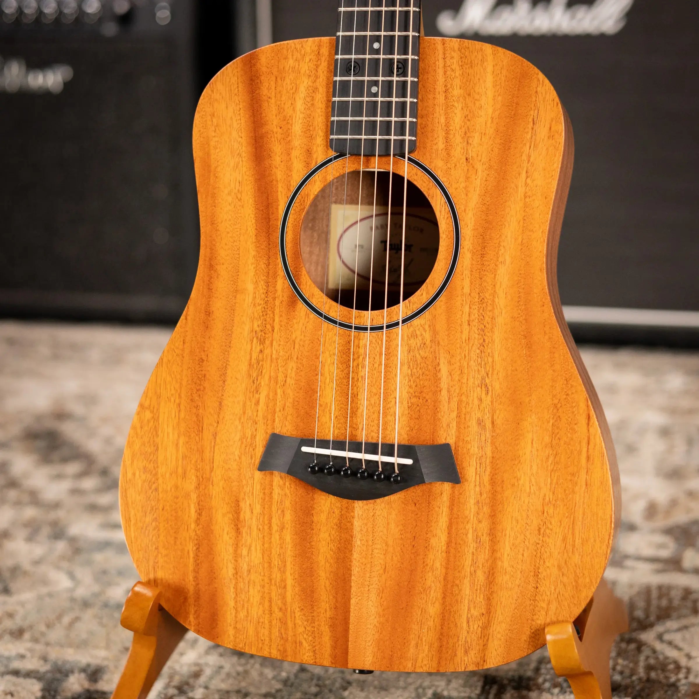 Taylor BT2 Left-Handed Baby Taylor Acoustic Guitar with Gig Bag
