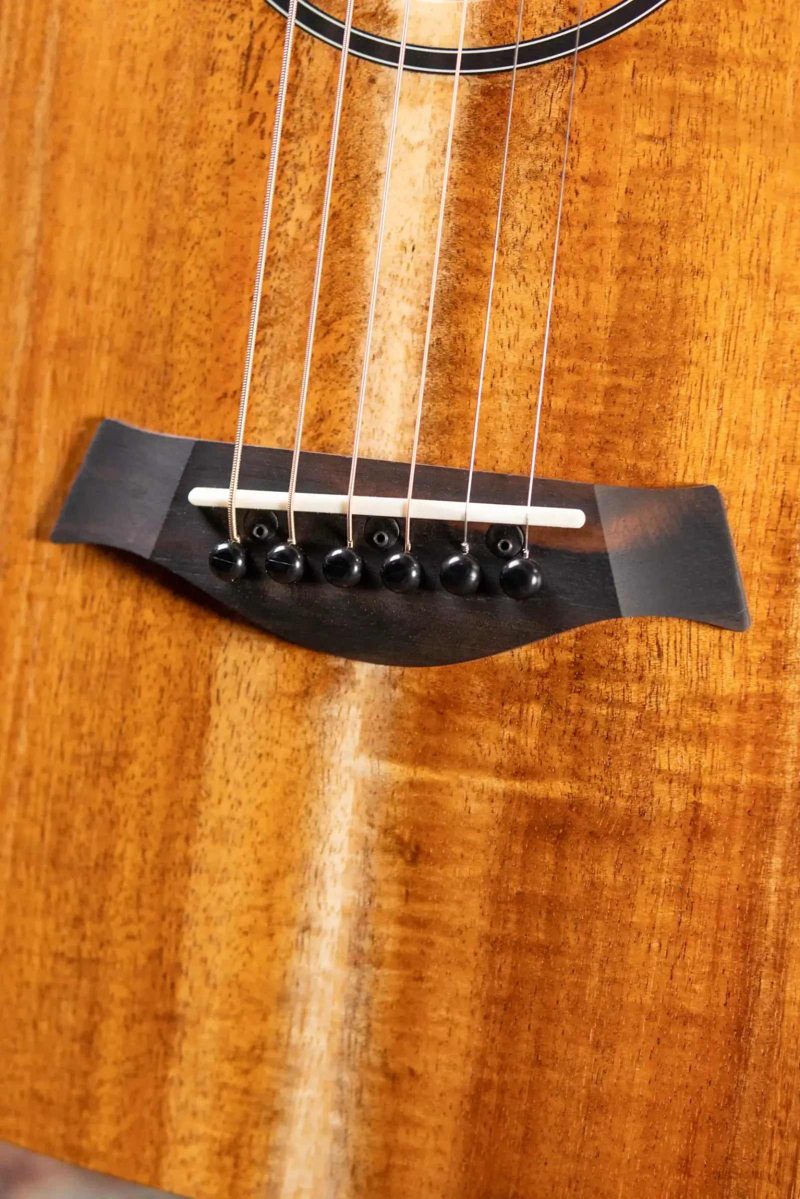 Taylor BTe-Koa Baby Taylor Acoustic/Electric Guitar with Gig Bag