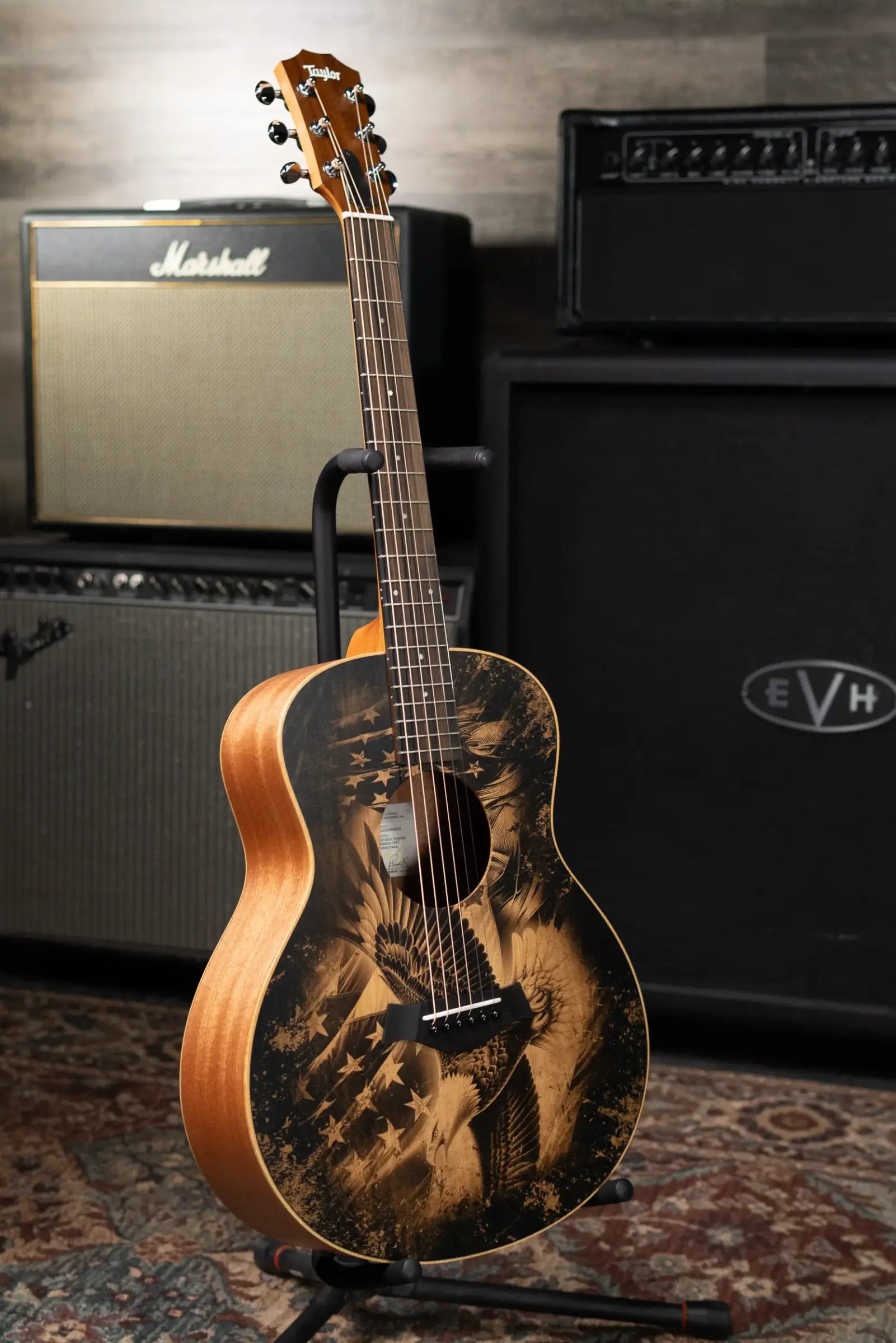 Taylor GS Mini Special Edition Guitars 4 Veterans Acoustic Guitar - Americana with GS Mini Bag