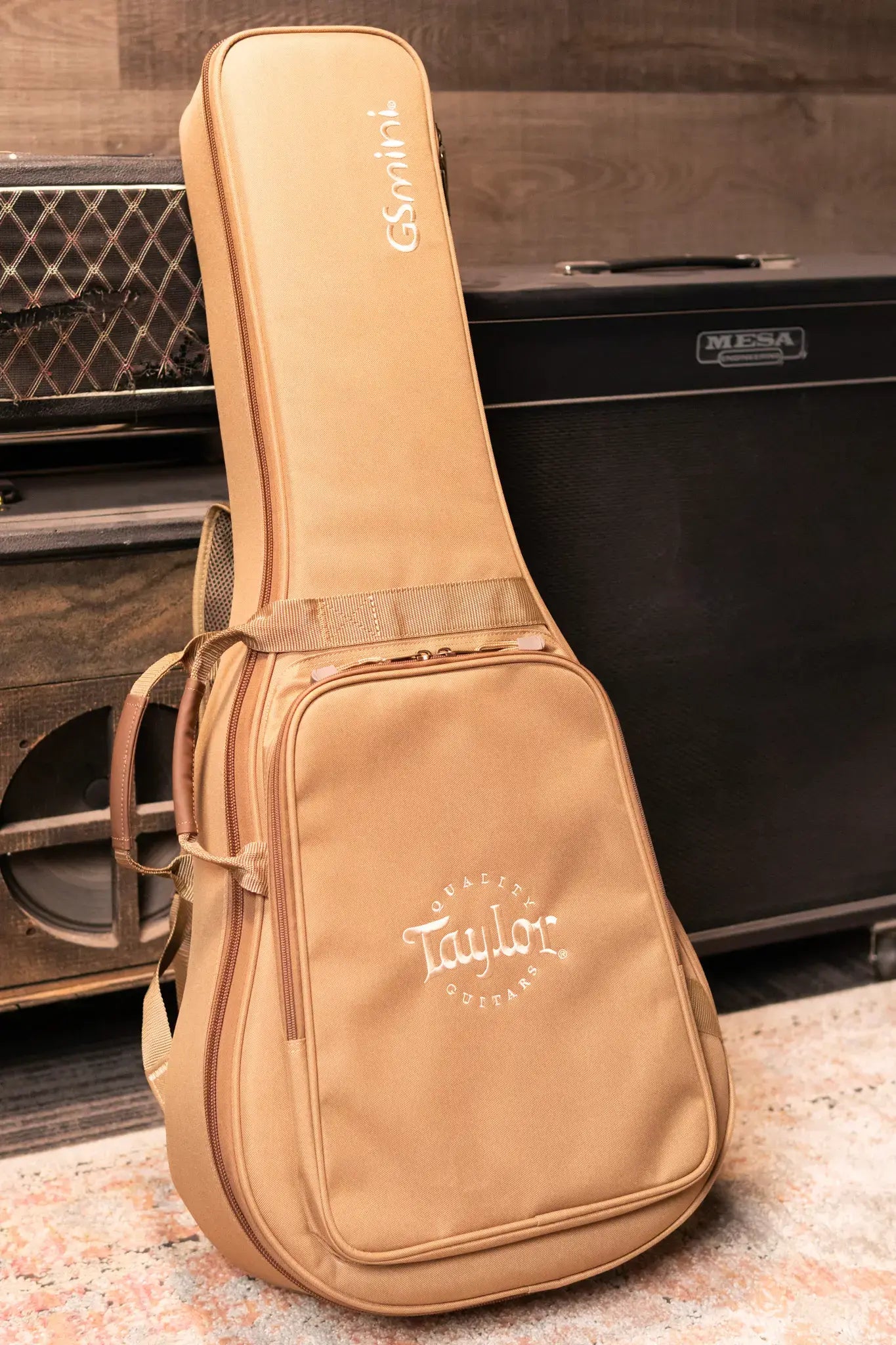 Taylor GS Mini-e Koa Bass with Gig Bag