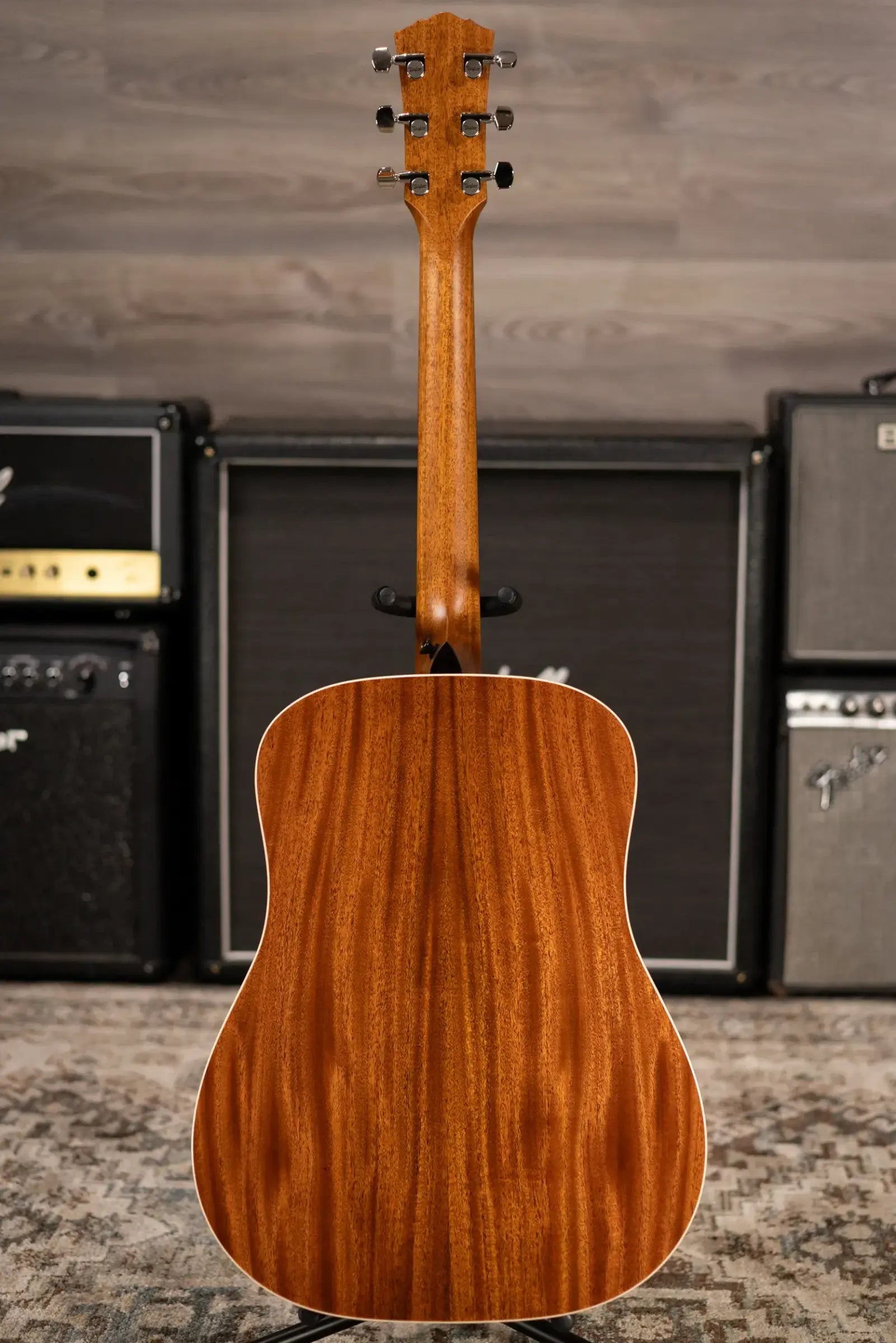 Taylor Gold Label 510e Dreadnought Acoustic/Electric Guitar with Hardshell Case
