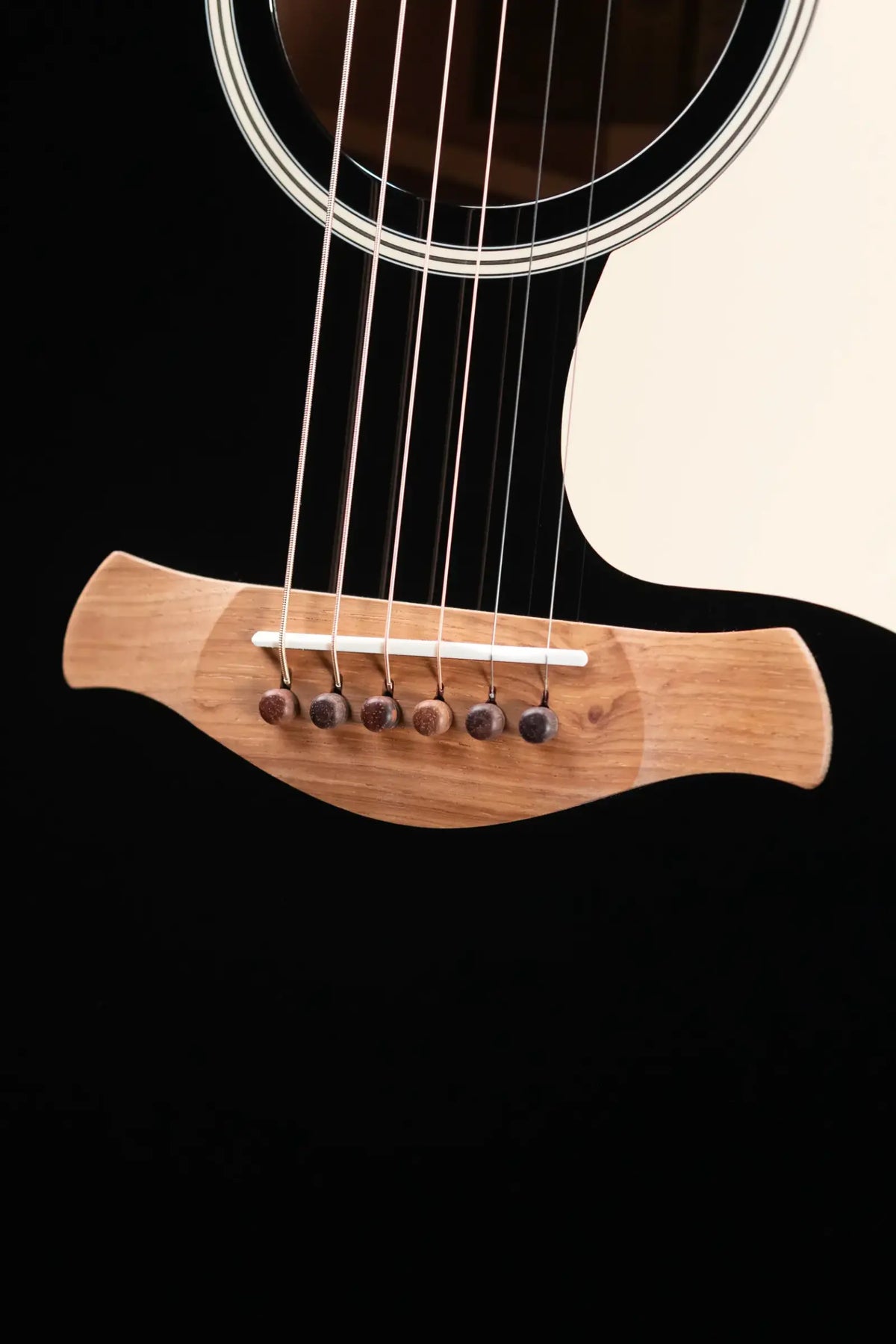 Taylor Gold Label 517e Grand Pacific Acoustic/Electric Guitar - Blacktop with Hardshell Case - Demo