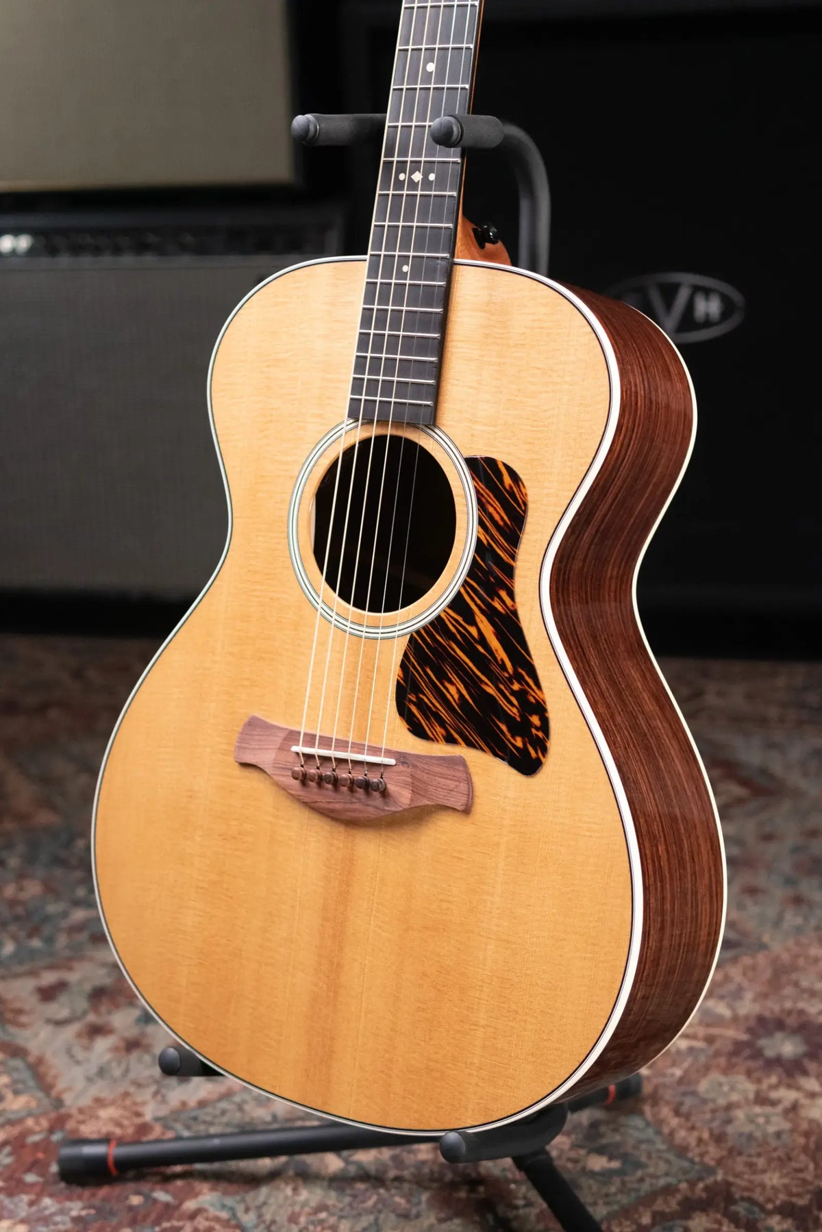 Taylor Gold Label 712e Grand Concert Acoustic/Electric Guitar - Natural with Hardshell Case