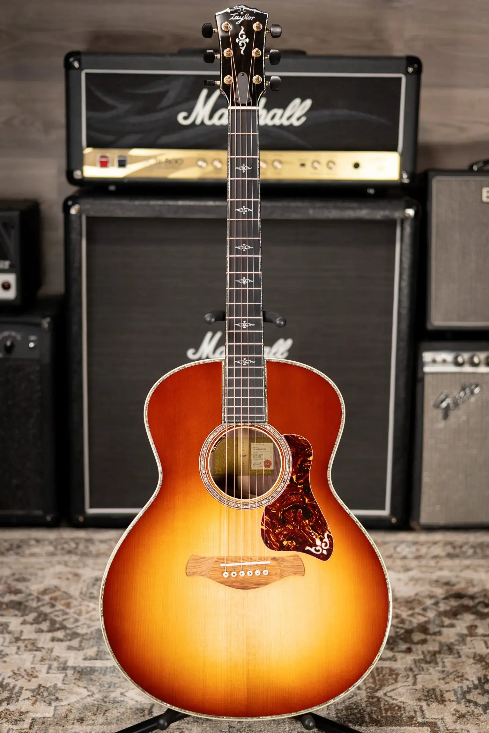 Taylor Gold Label 914e SB Super Auditorium Acoustic/Electric Guitar - Sunburst with Hardshell Case