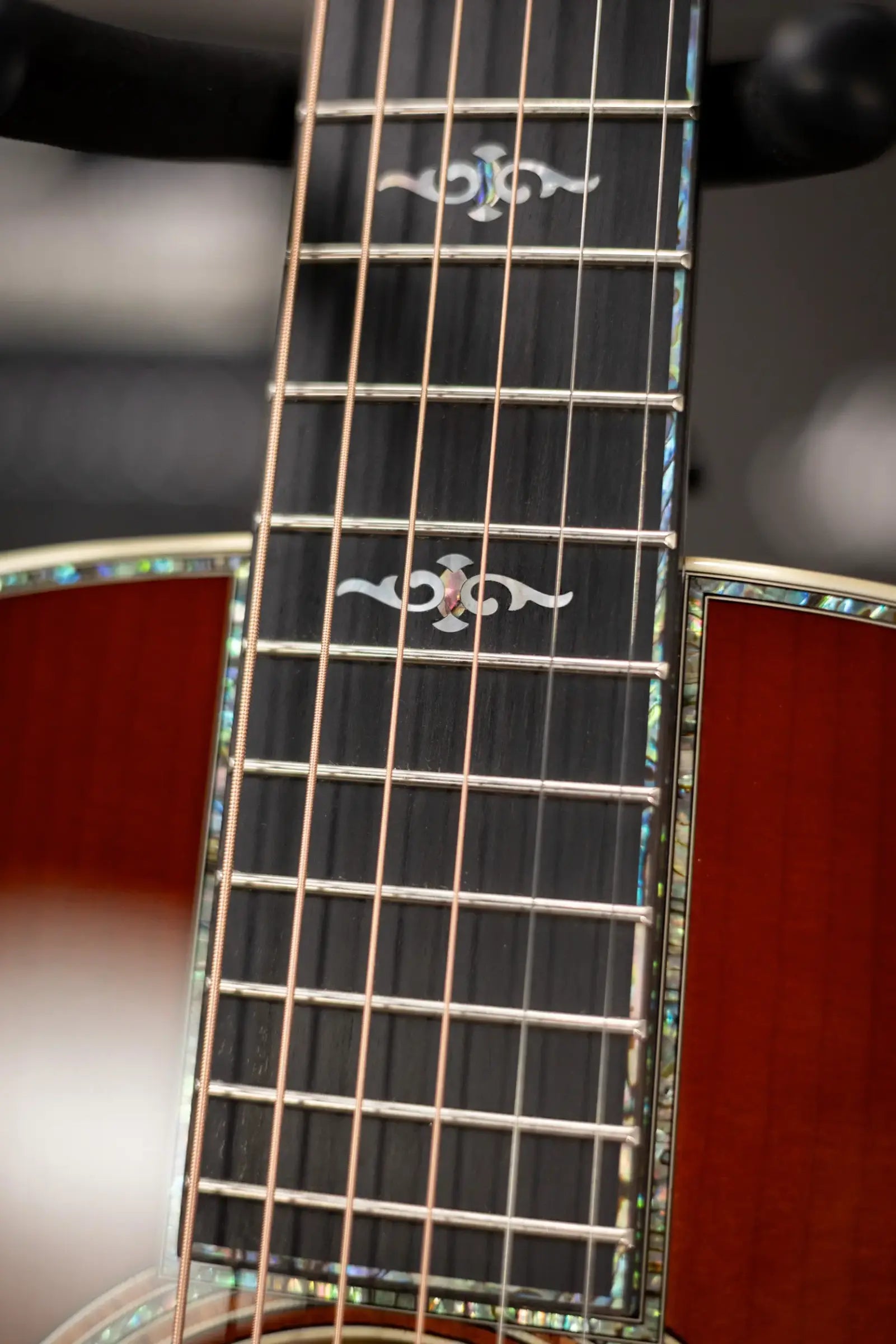 Taylor Gold Label 917e SB Grand Pacific Acoustic/Electric Guitar - Sunburst with Hardshell Case