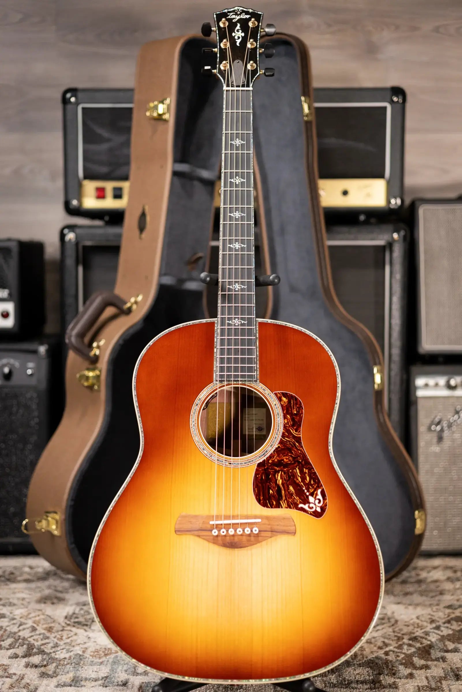 Taylor Gold Label 917e SB Grand Pacific Acoustic/Electric Guitar - Sunburst with Hardshell Case
