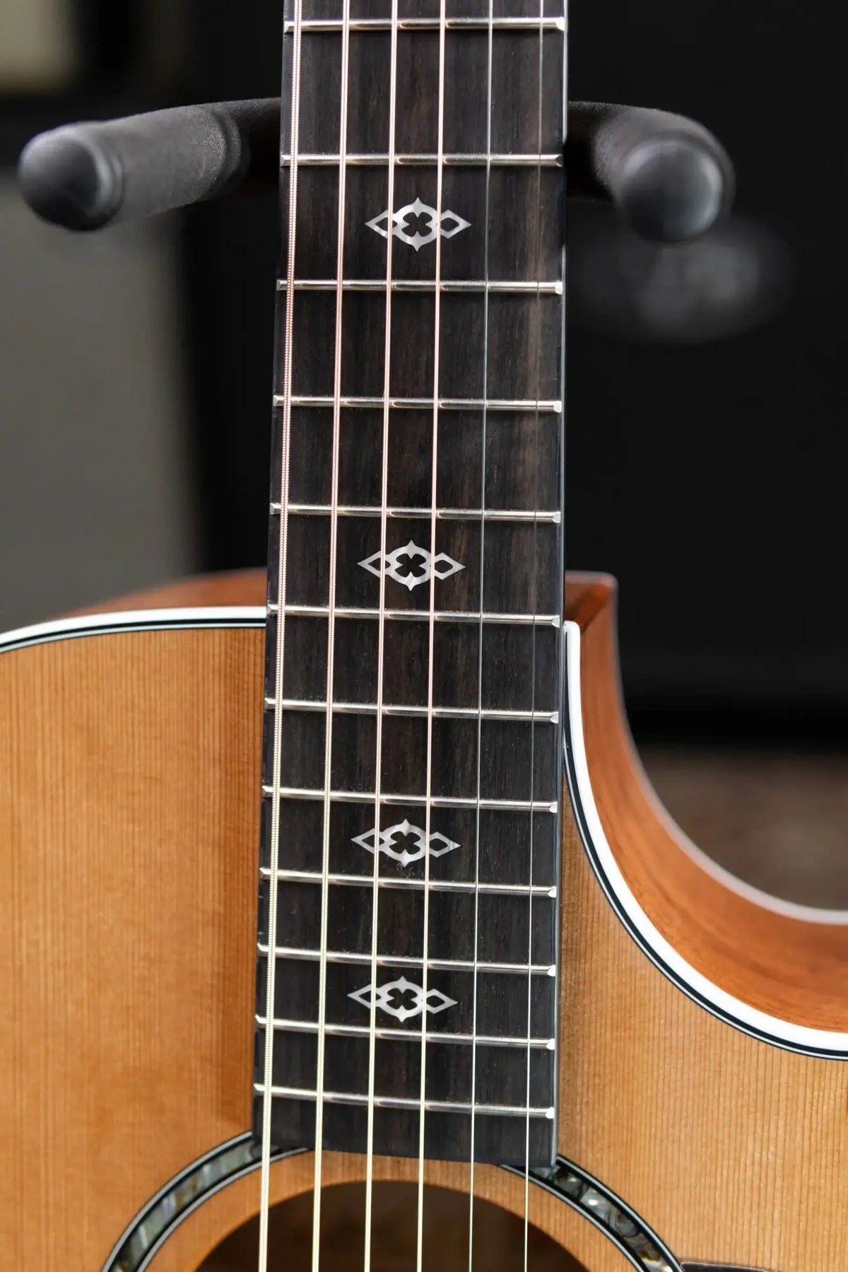 Taylor Next Generation 512ce 12-Fret Grand Concert Acoustic/Electric Guitar with Hardshell Case