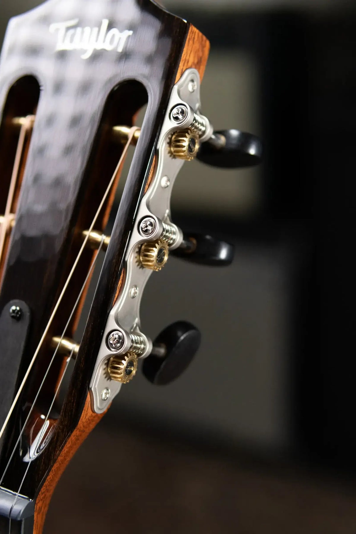 Taylor Next Generation 712ce 12-Fret Grand Concert Acoustic/Electric Guitar with Hardshell Case