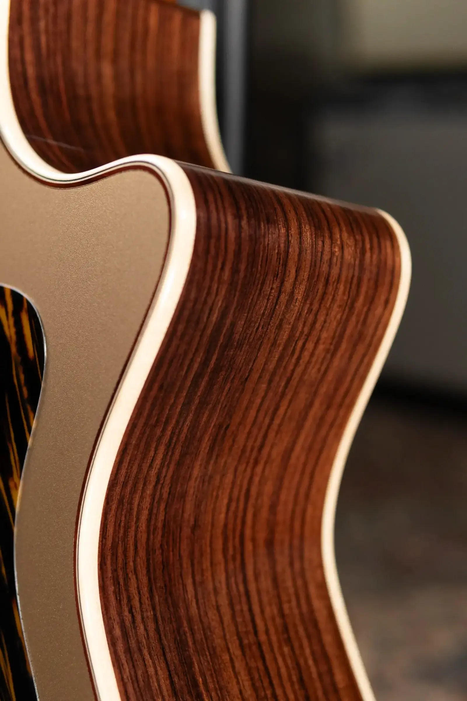 Taylor Next Generation 814ce LTD Grand Auditorium Acoustic/Electric Guitar - Casablanca Beige Top with Hardshell Case