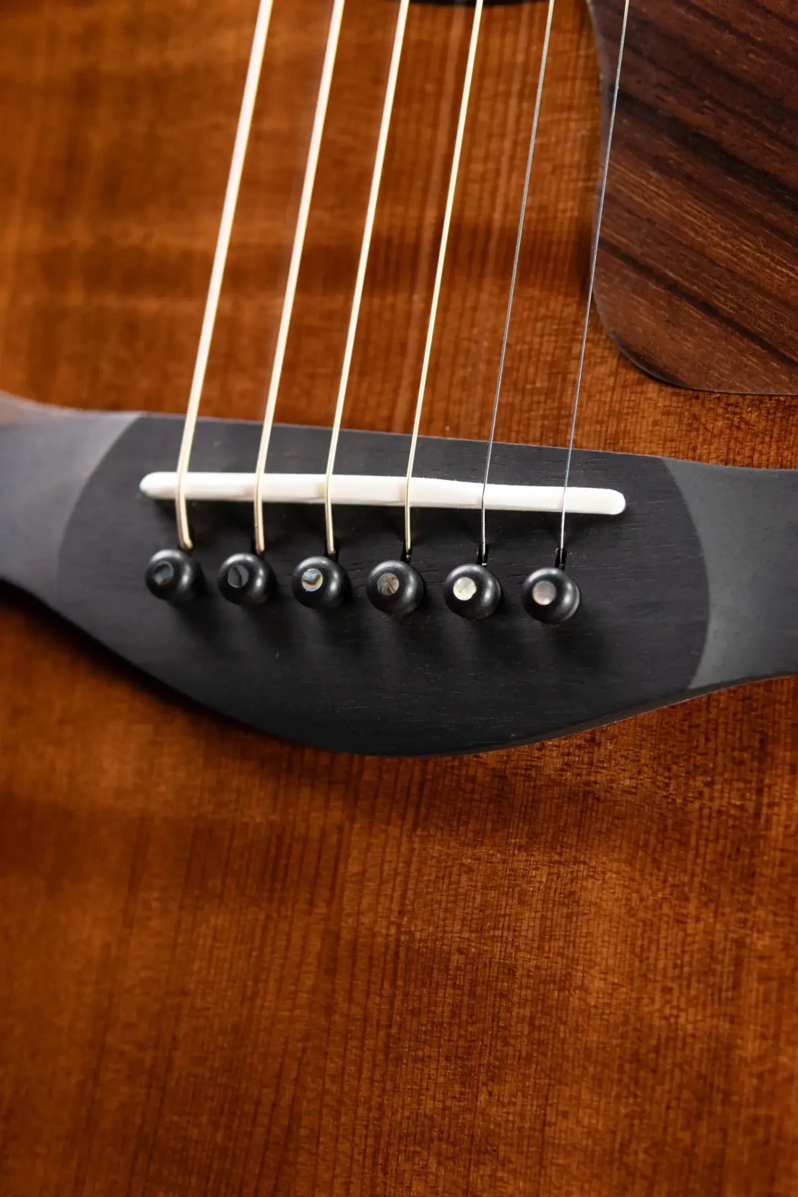 Taylor Next Generation Builder's Edition 814ce Grand Auditorium Acoustic/Electric Guitar - Redwood/Honduran Rosewood with Hardshell Case