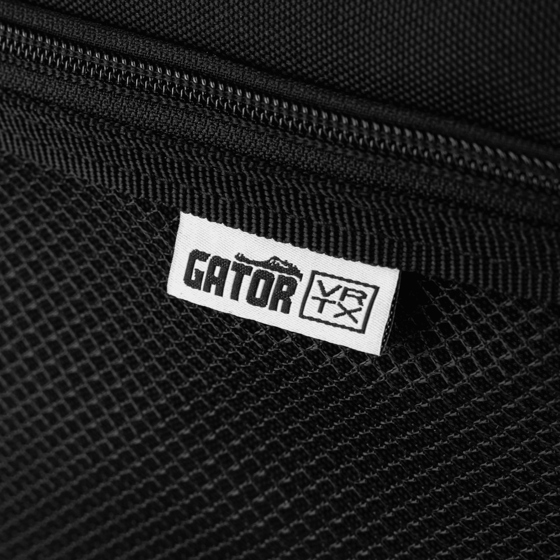Vertex By Gator GV-TC2313R2-GB Tour Compact 23" x 13" Pedalboard & Riser w/ Padded Gig Bag