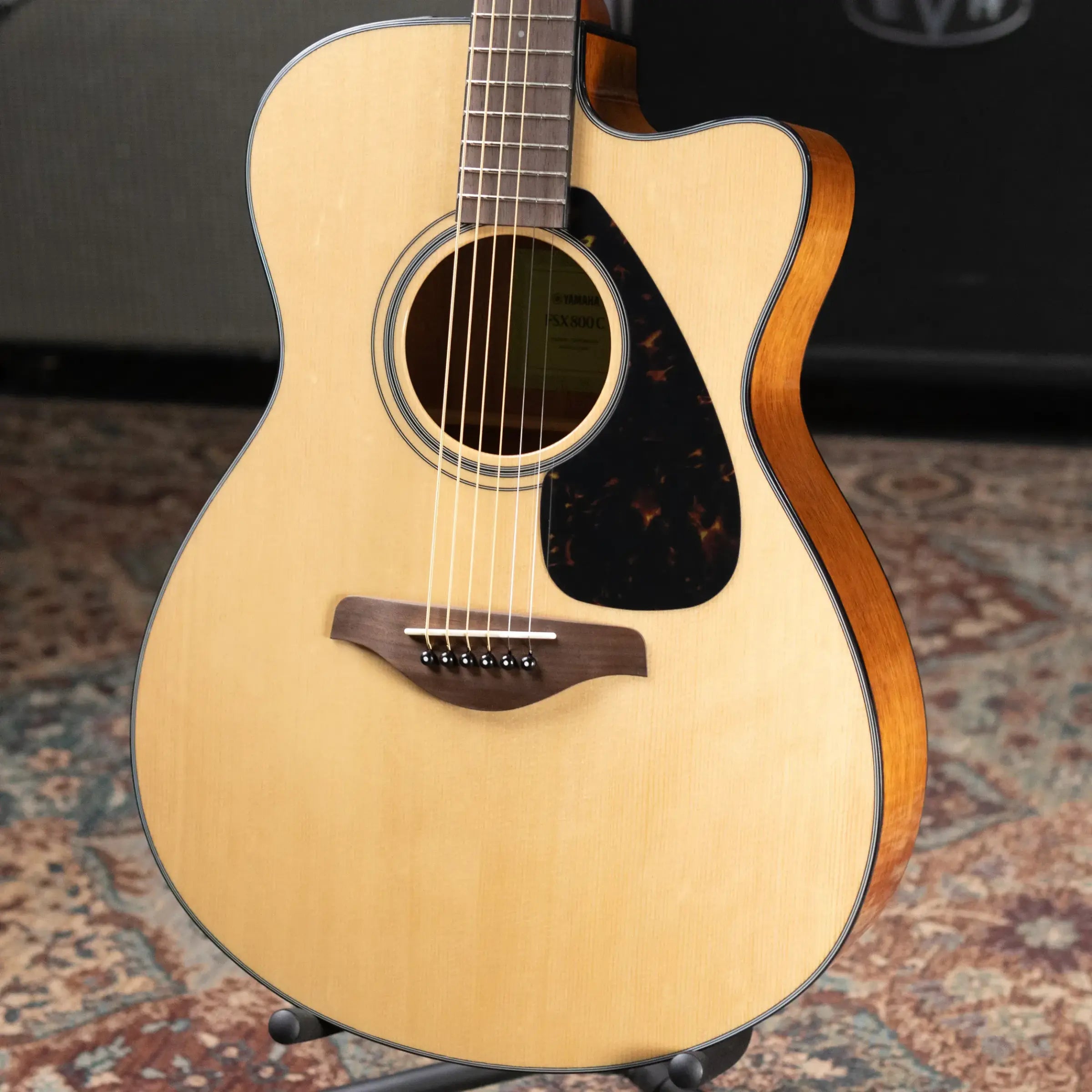 Yamaha FSX800C Small Body Acoustic-Electric Guitar - Natural