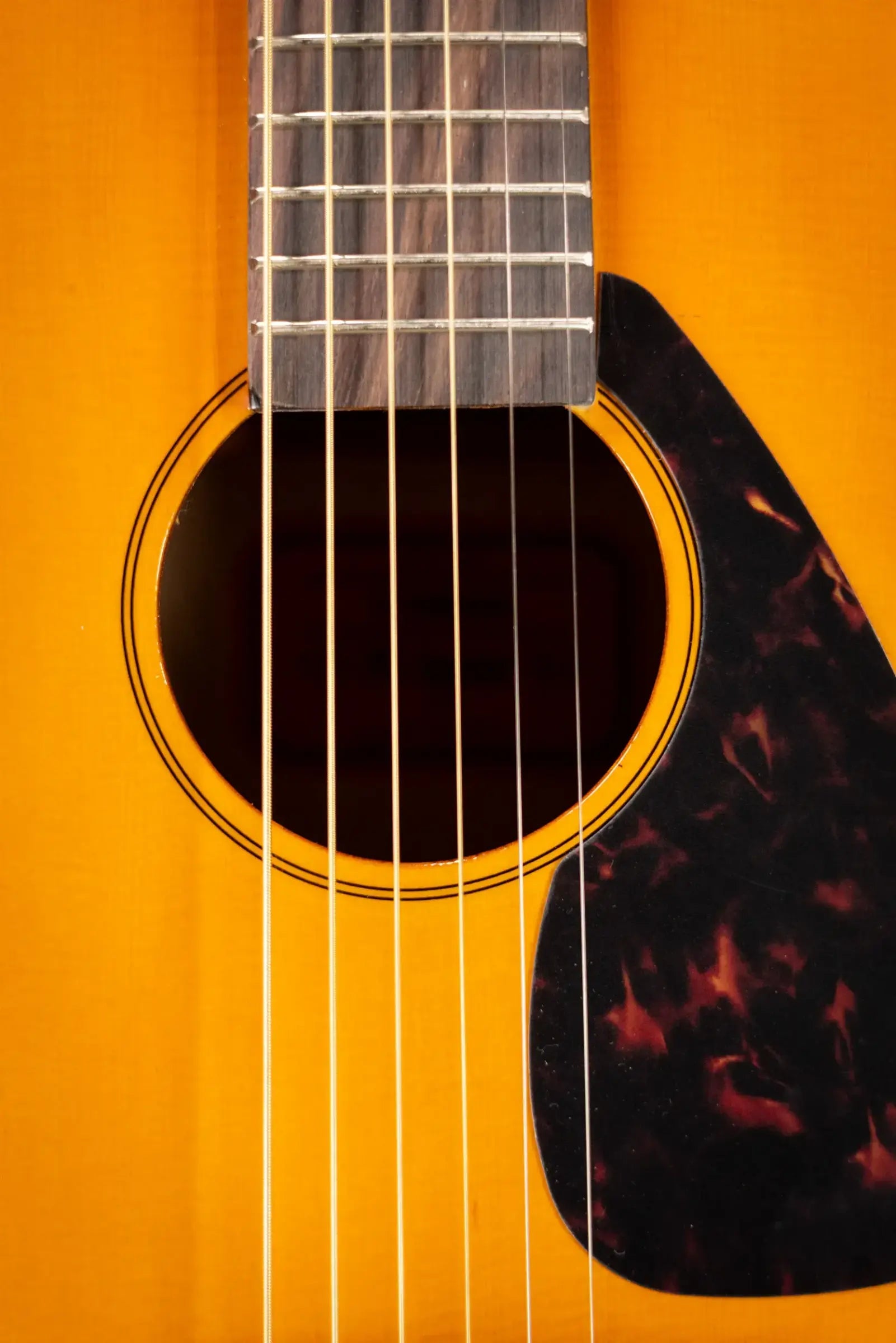 Yamaha JR1 FG Junior Acoustic Guitar with Gig Bag