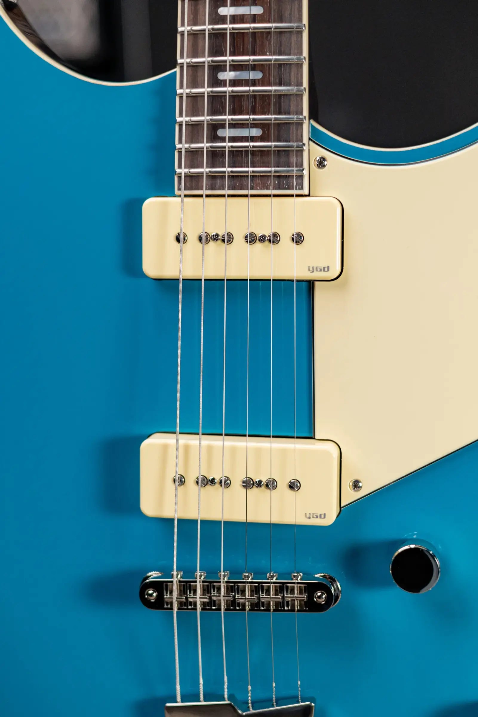 Yamaha Revstar RSS02T P-90 Electric Guitar - Swift Blue with Gig Bag