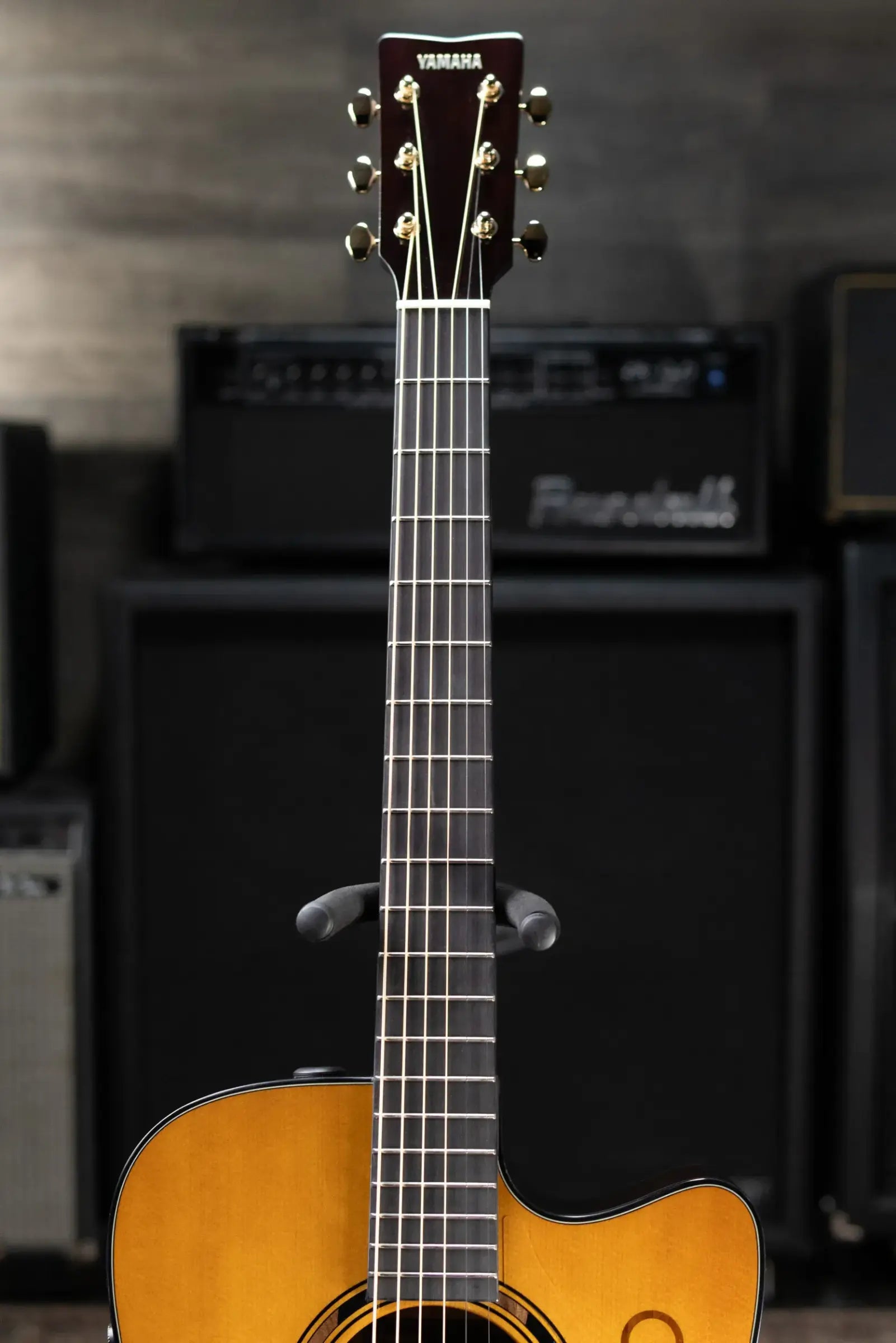 Yamaha TAG3 C Dreadnought Cutaway Acoustic/Electric Guitar - Sand Burst with Gig BAg